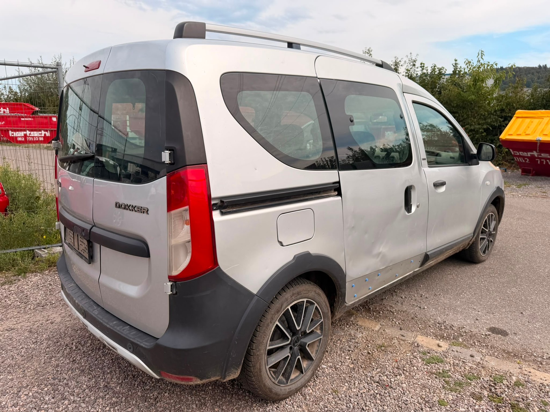 DACIA Dokker 1.2 T Stepway-image-4