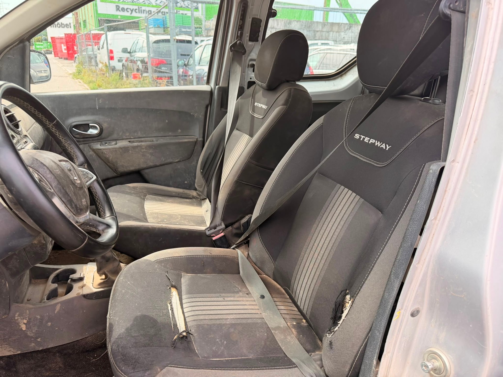 DACIA Dokker 1.2 T Stepway-image-6
