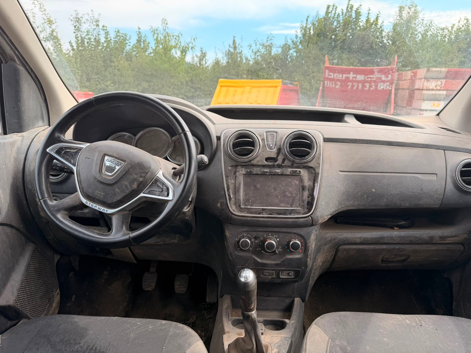 DACIA Dokker 1.2 T Stepway-image-5