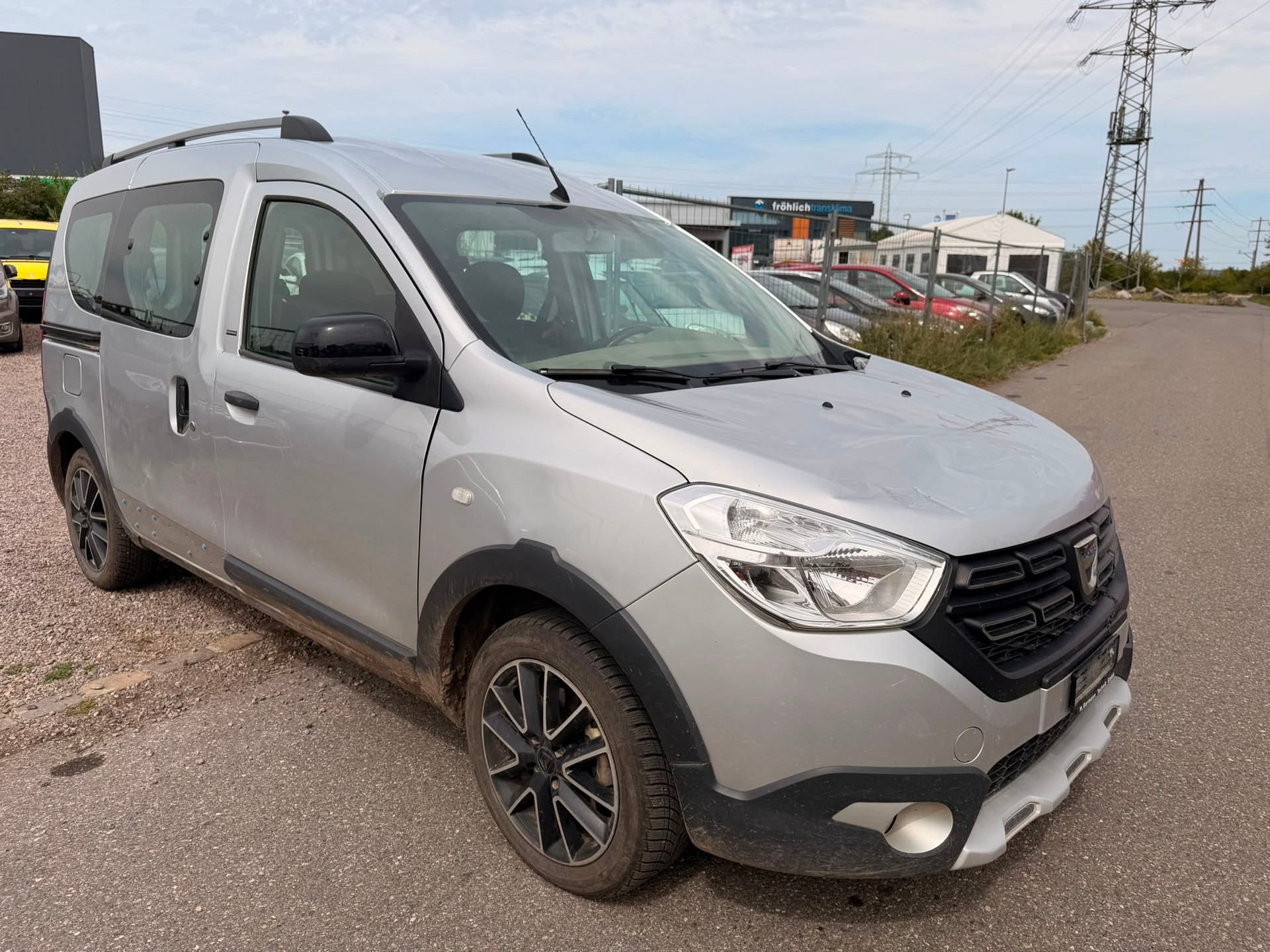 DACIA Dokker 1.2 T Stepway-image-2