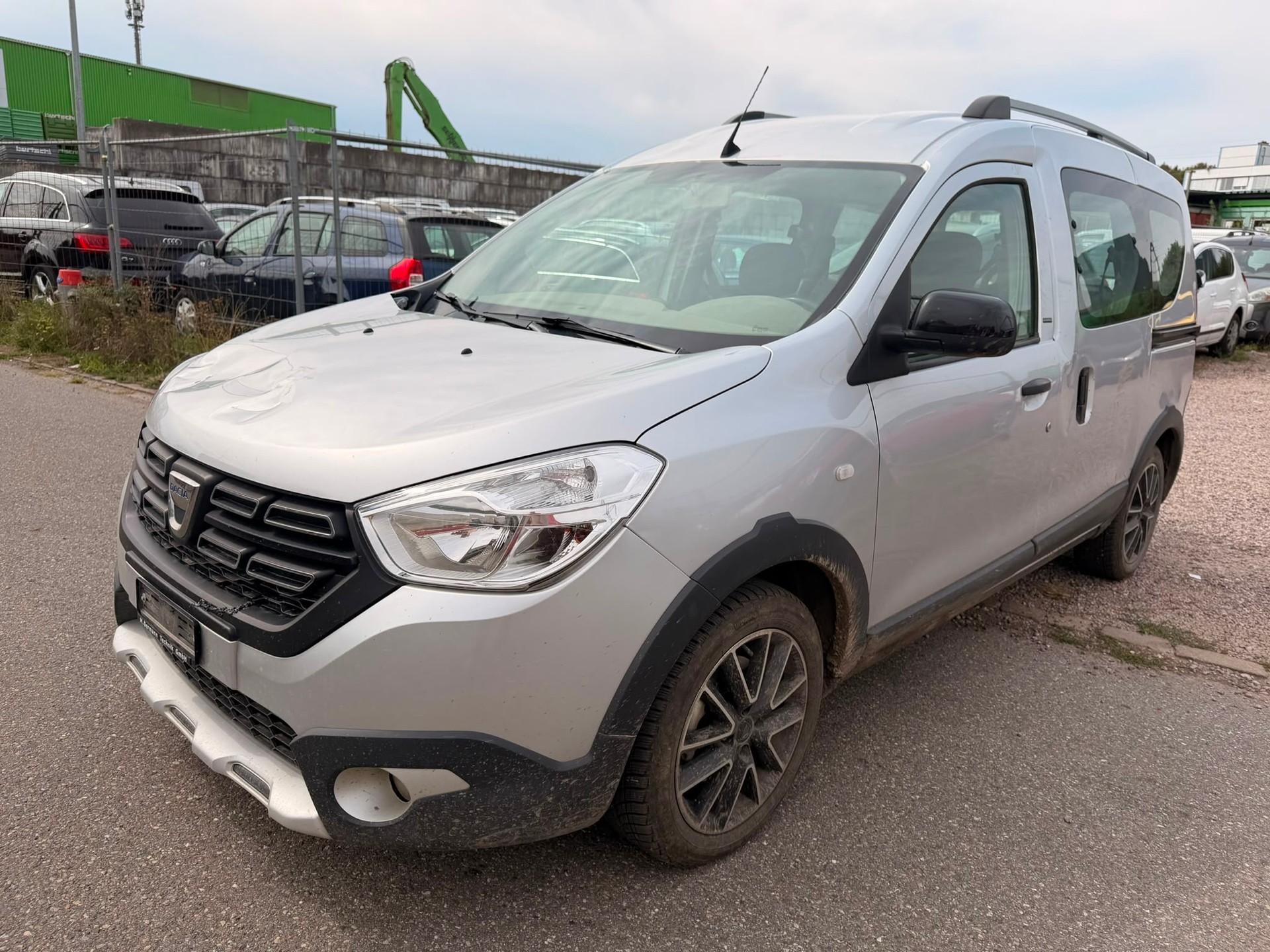DACIA Dokker 1.2 T Stepway-image-1
