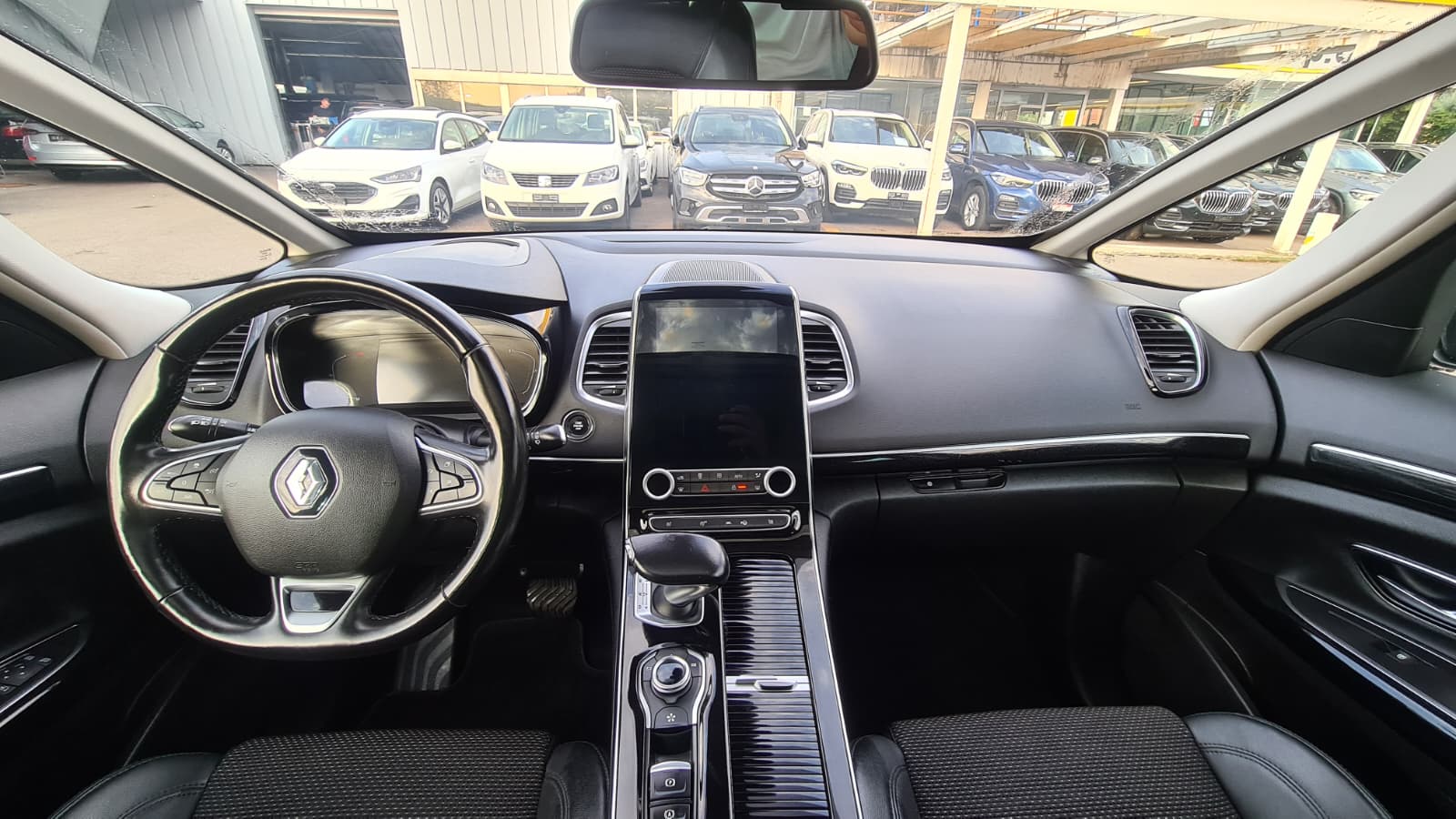 RENAULT Espace 2.0 dCi Intens EDC 6 ** Teil-Leder ** Gr-Navi ** RF-Kamera ** Lenkrad Heizung ** H.Up Disp ** Schiebedach ** Ab MFK **-image-15