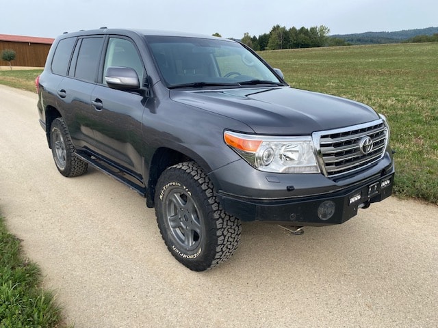 TOYOTA Land Cruiser V8 4.5 D-4D Luna