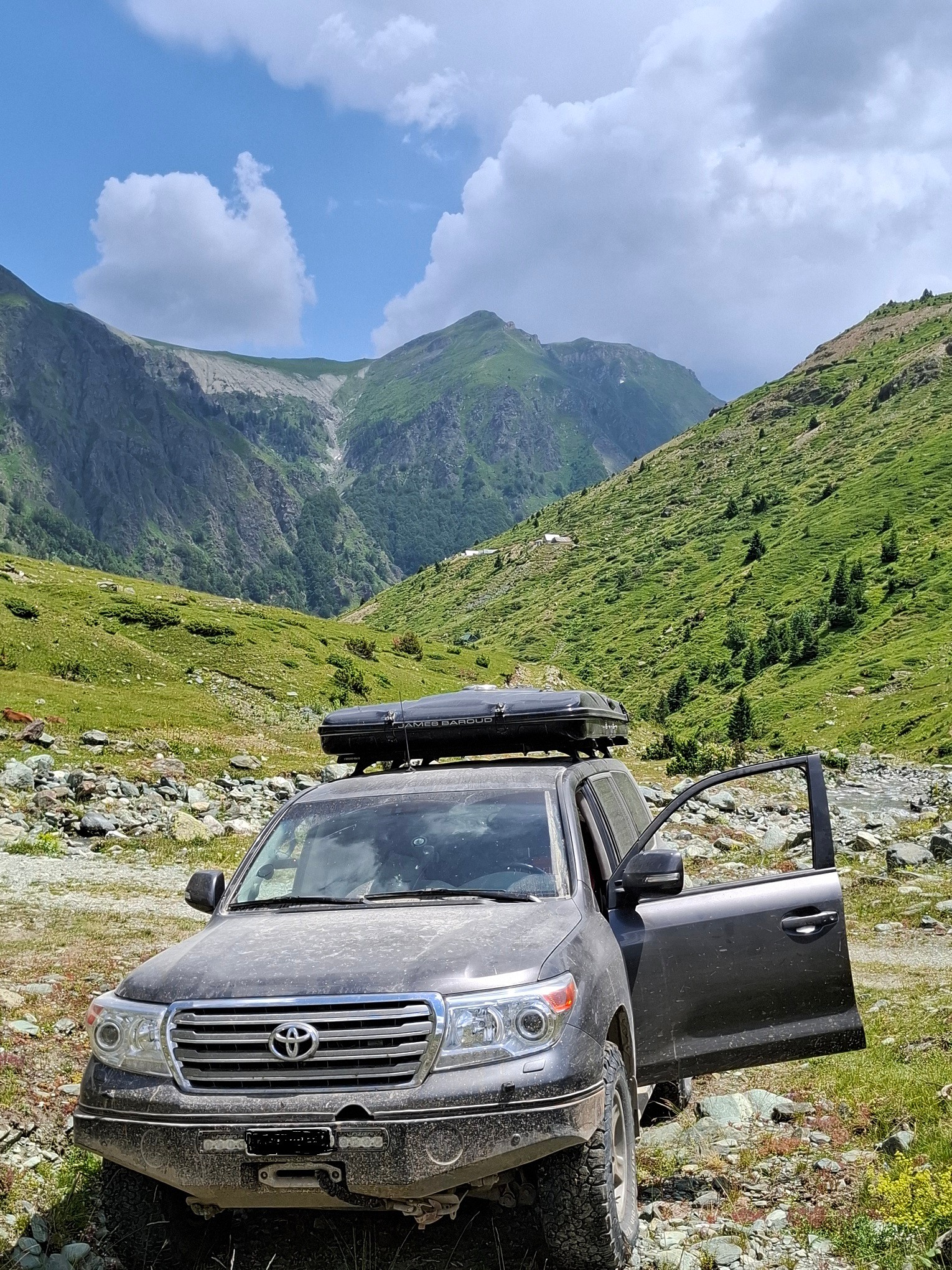 TOYOTA Land Cruiser V8 4.5 D-4D Luna-image-9
