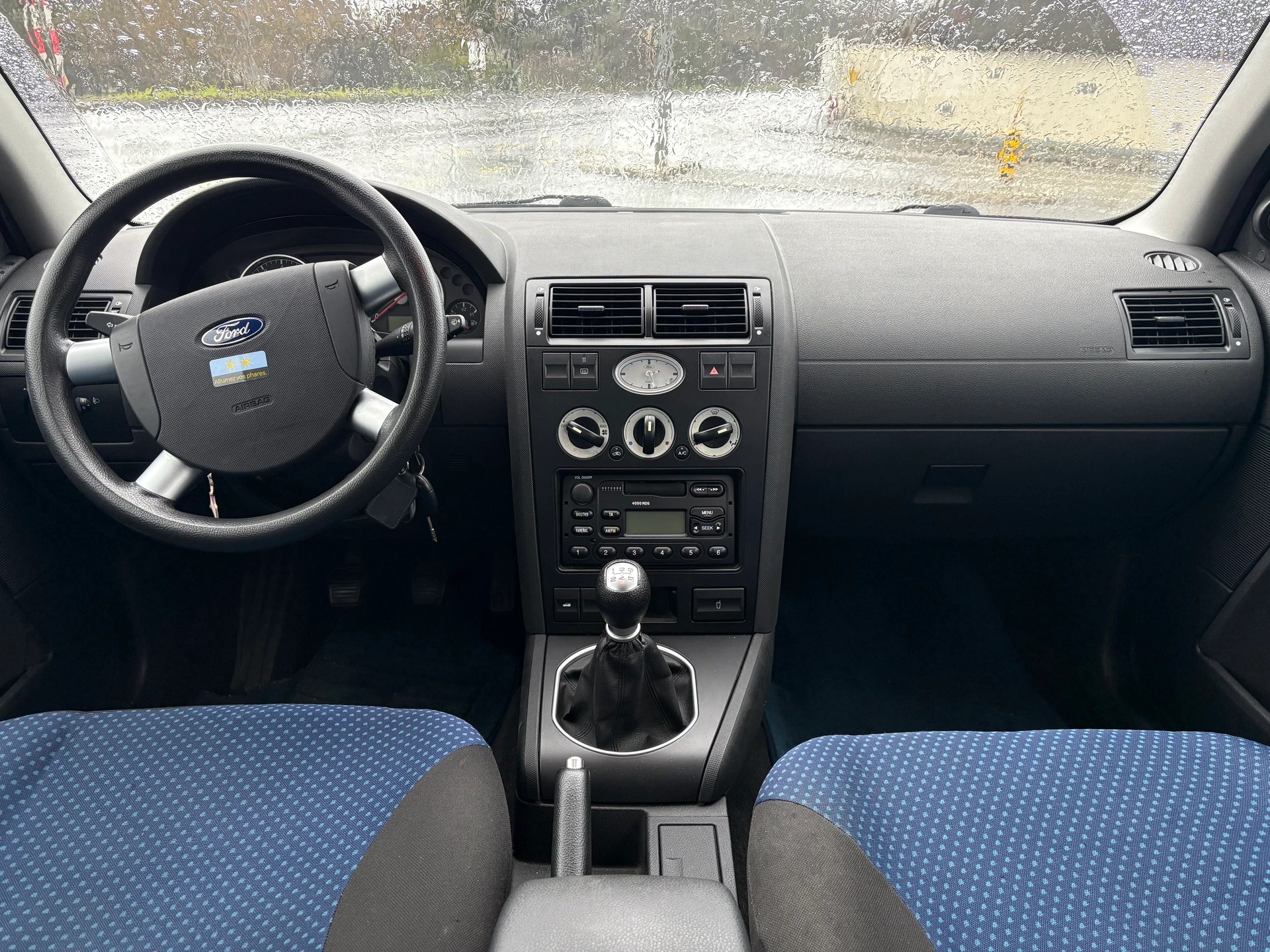 FORD Mondeo 2.0i 16V-image-6