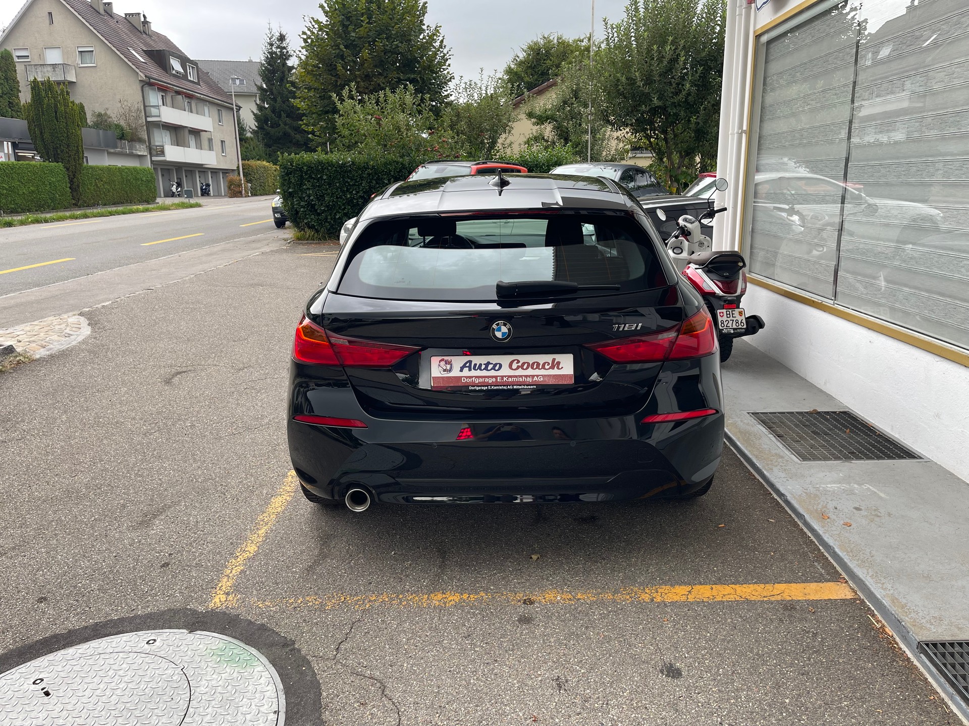 BMW 118i Steptronic-image-10