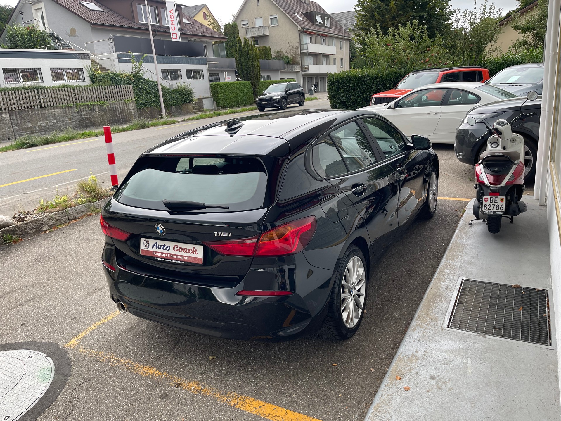 BMW 118i Steptronic-image-11