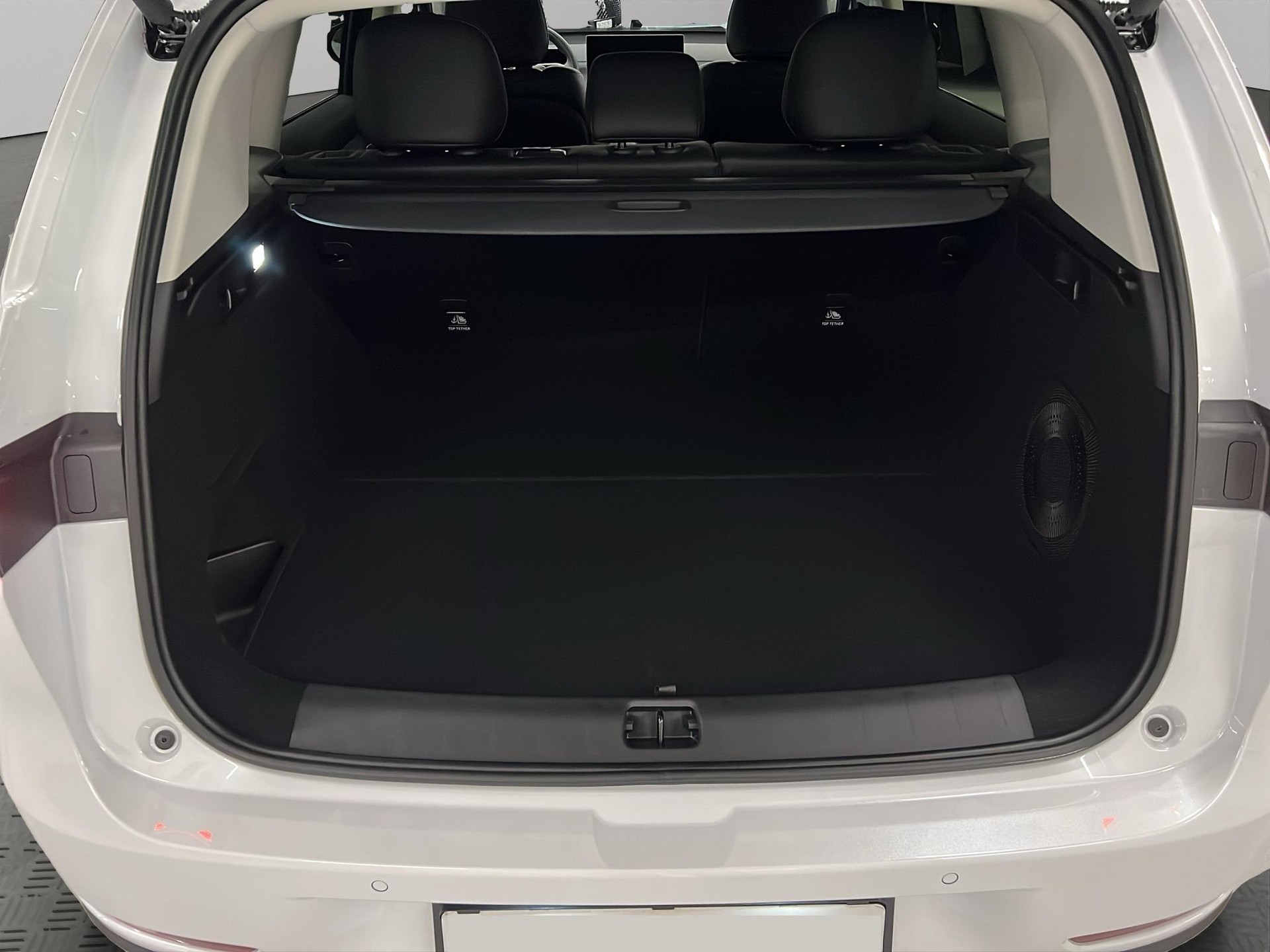 LEAPMOTOR C10 1.5 REEV Style-image-4
