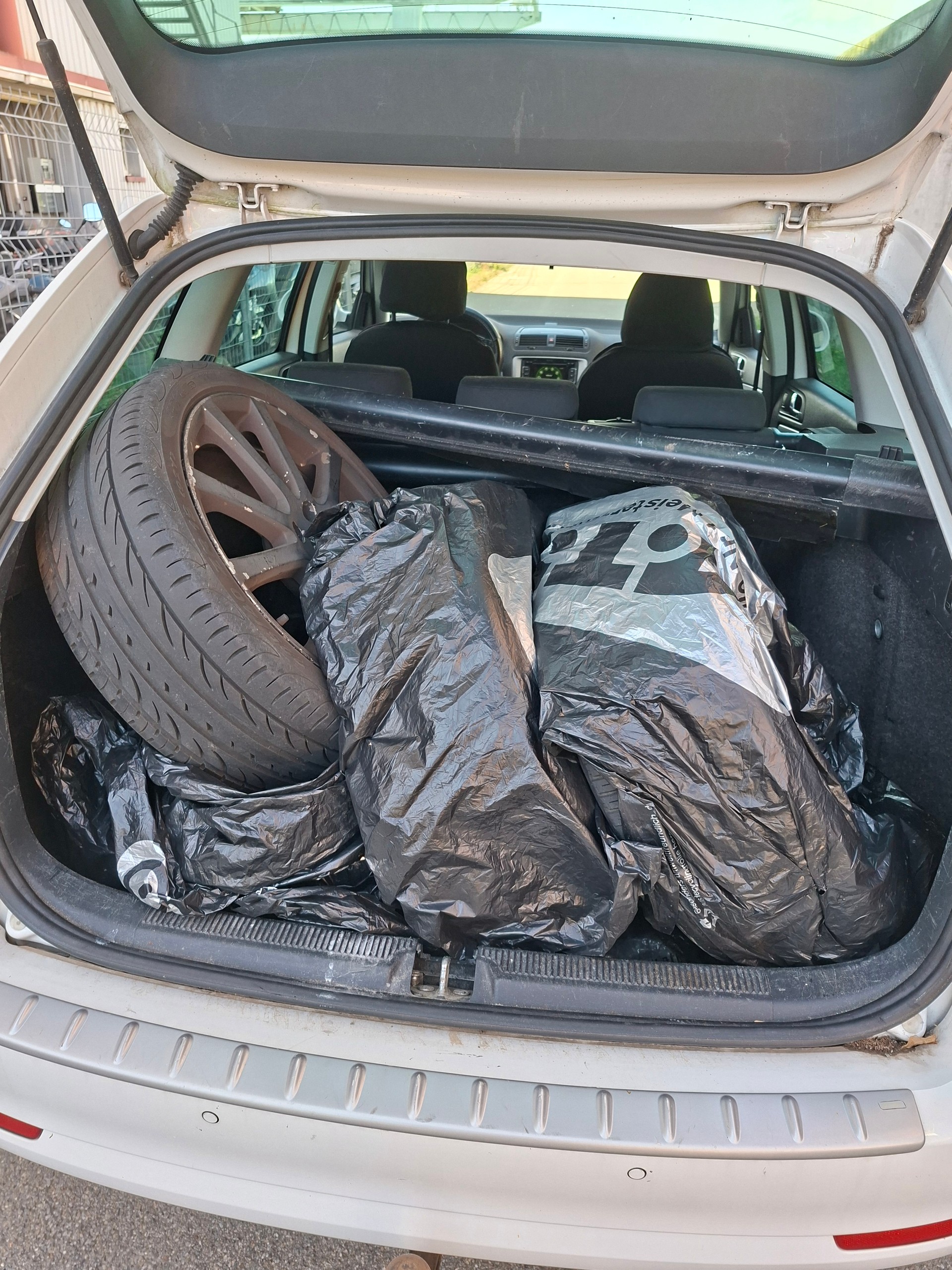 SKODA Octavia Combi 1.8 TSI AllDrive 4x4-image-3