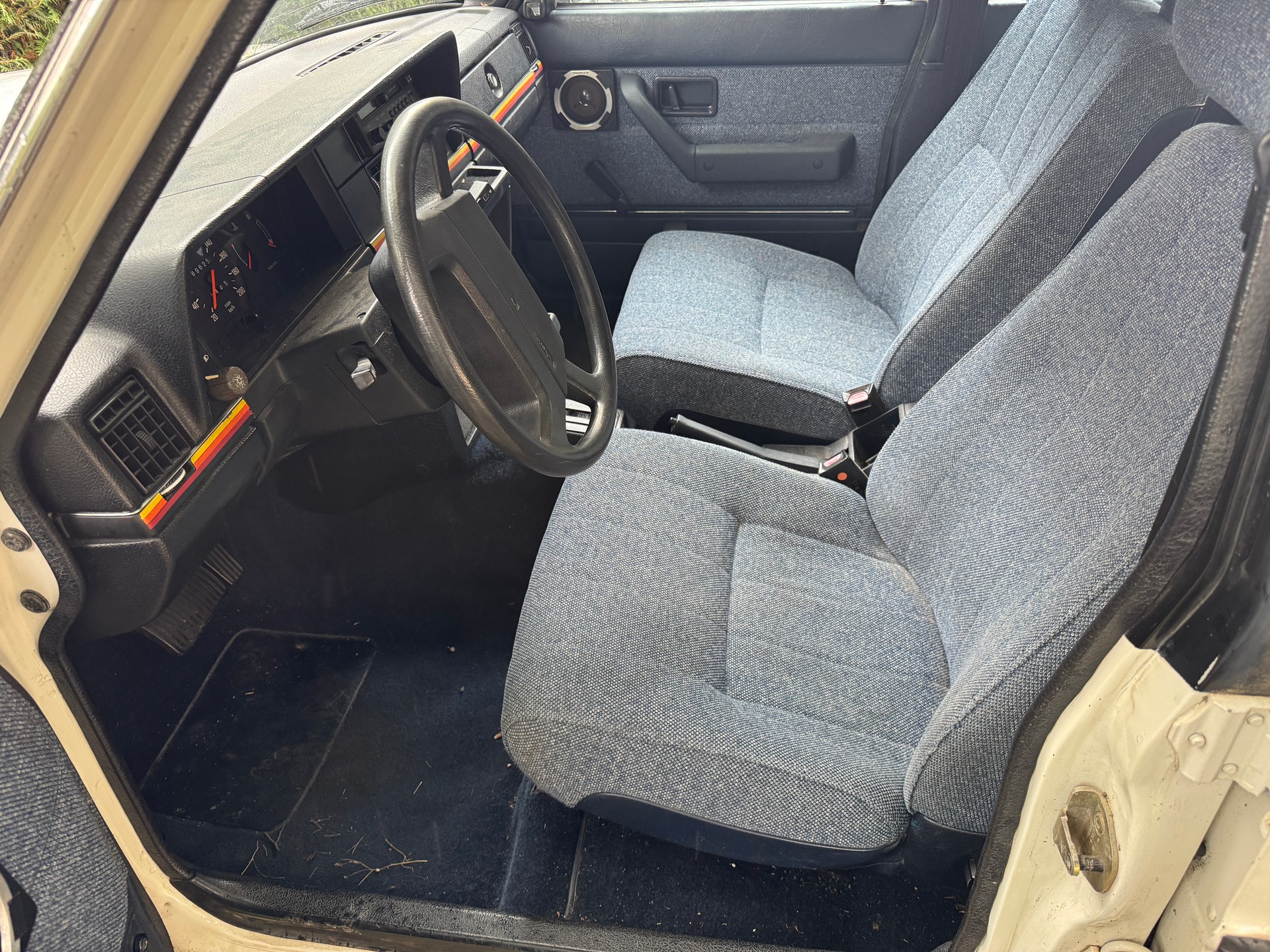 VOLVO 240 2.3 Classic-image-1