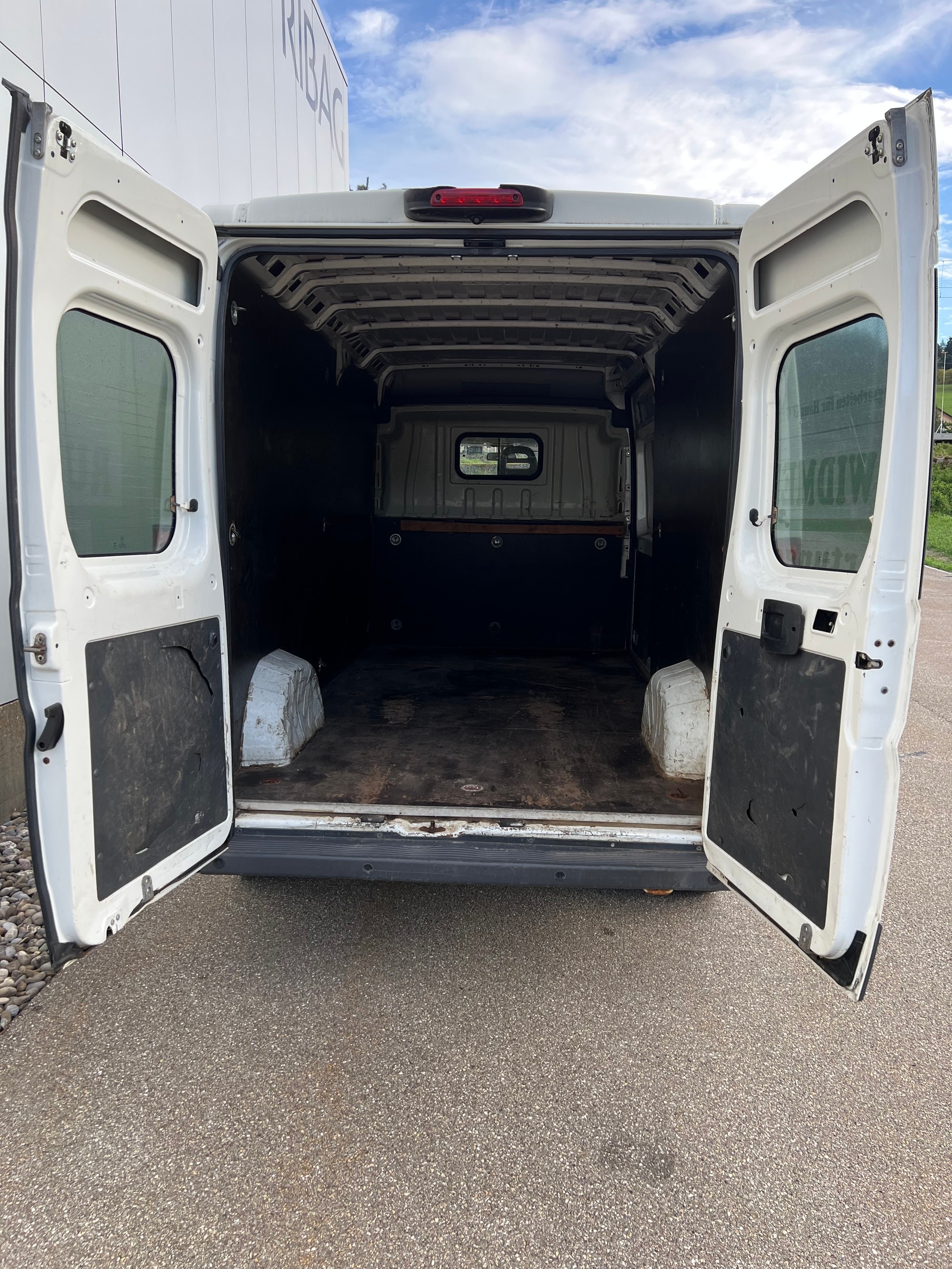PEUGEOT BOXER-image-5