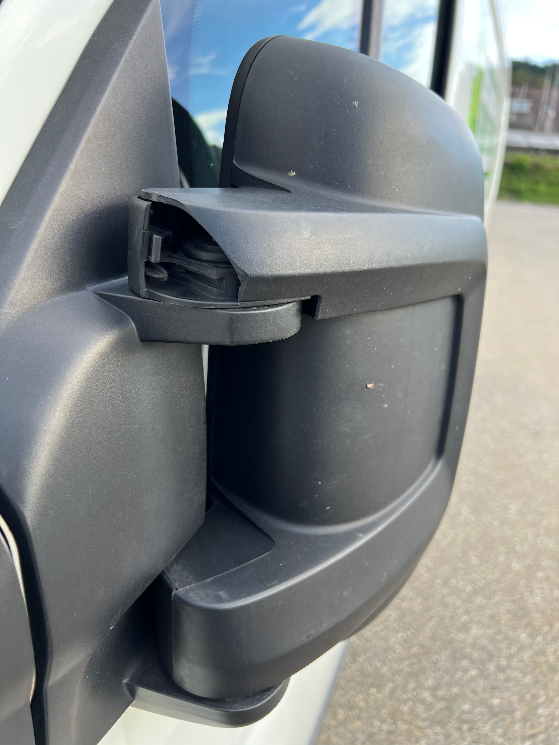 PEUGEOT BOXER-image-14