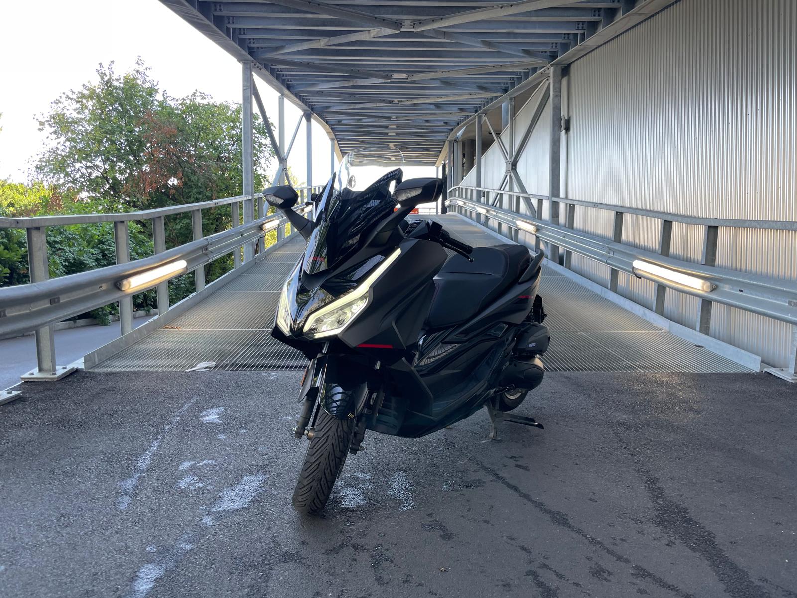HONDA Nss 125 Forza Special Edition