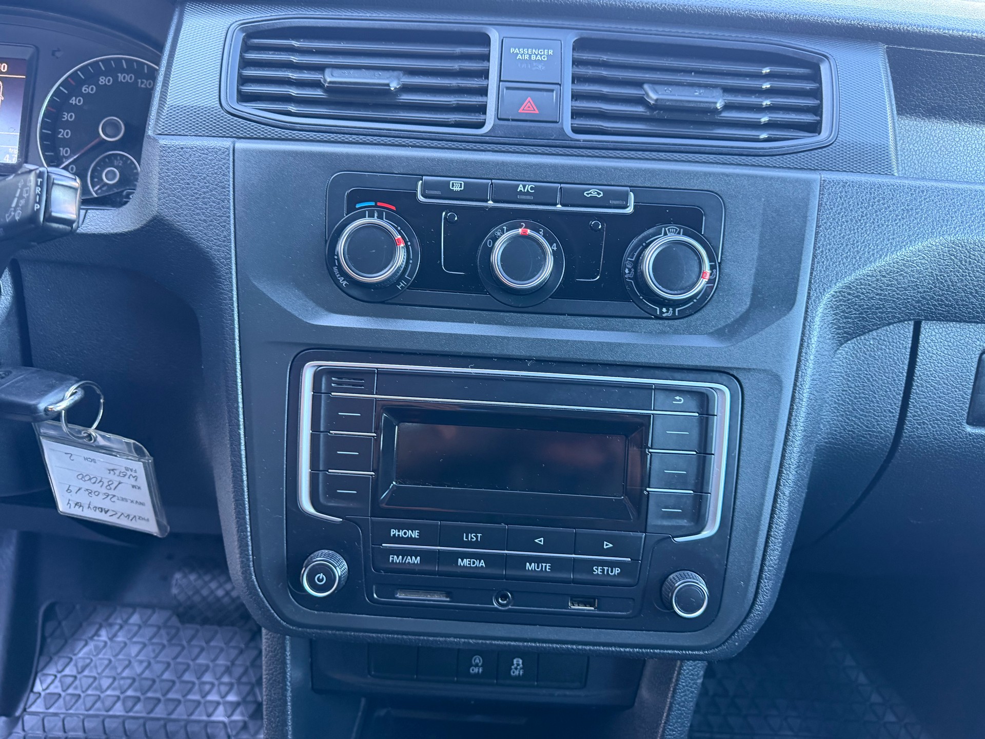 VW Caddy Maxi 2.0TDI 4Motion BlueMotion Technology DSG ** Klimaanlage ** Anh-Kupplung ** Airbag ** Frisch Ab MFK & Service **-image-6