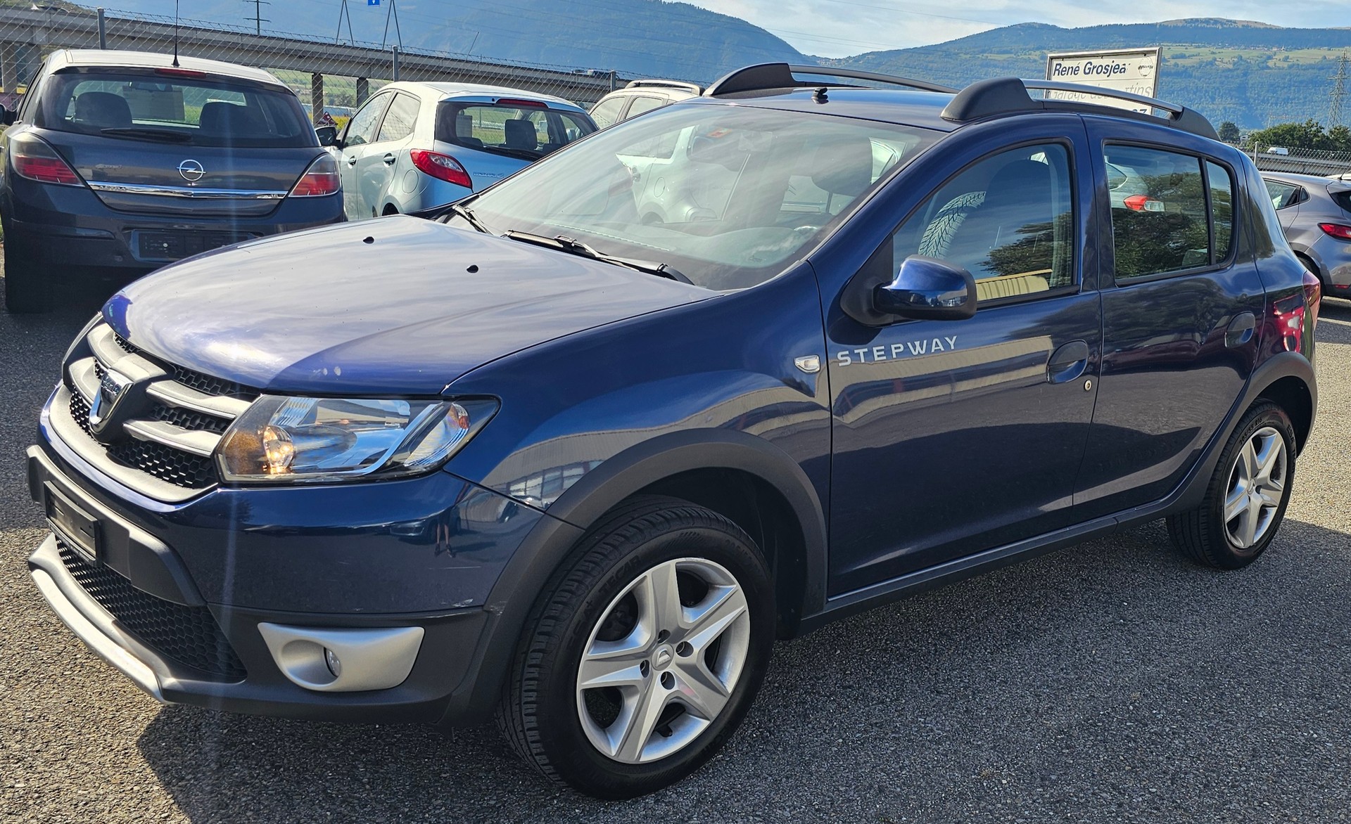 DACIA Sandero Tce 90 Stepway Lauréate-image-1