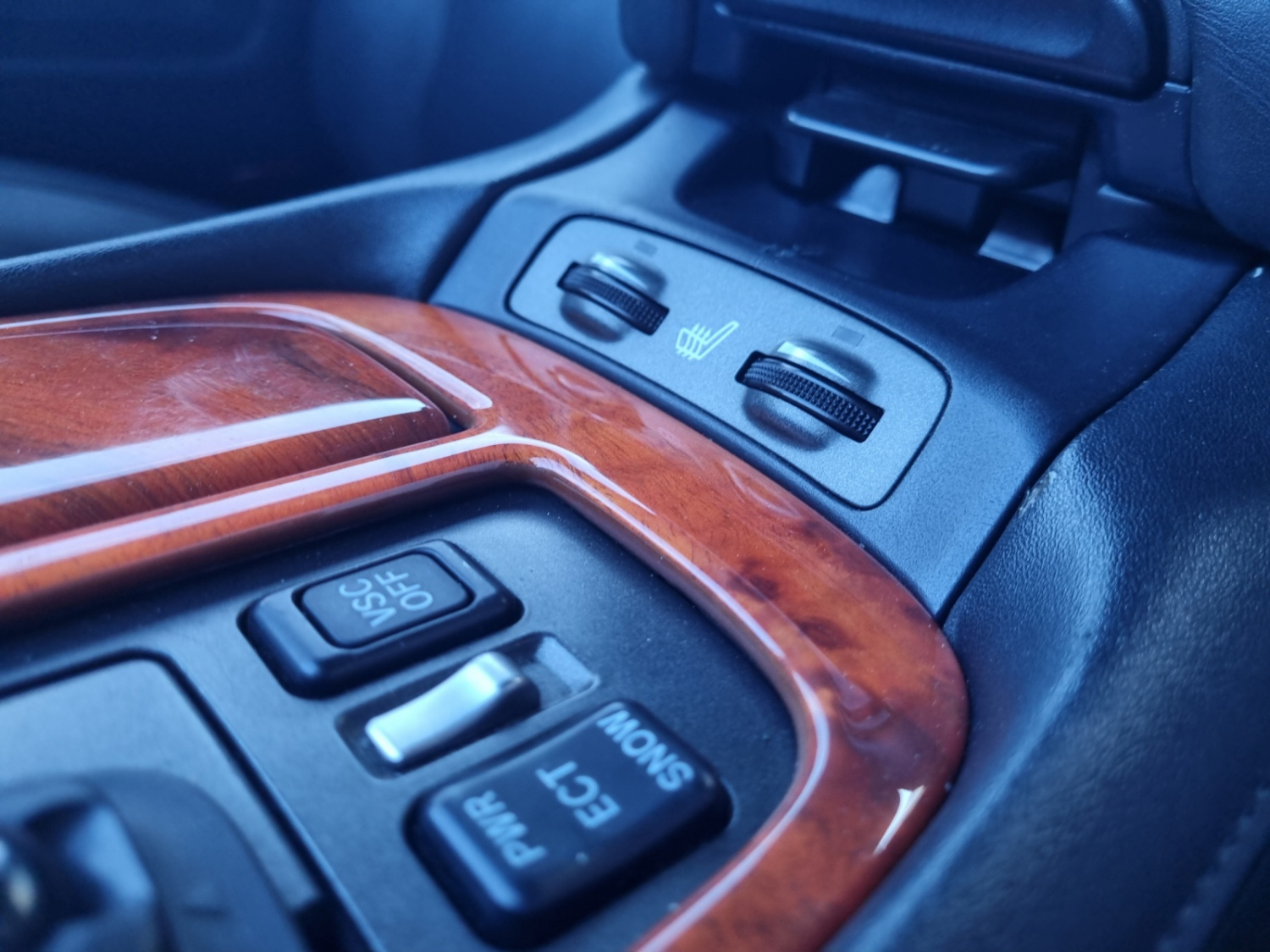 LEXUS SC430-image-21