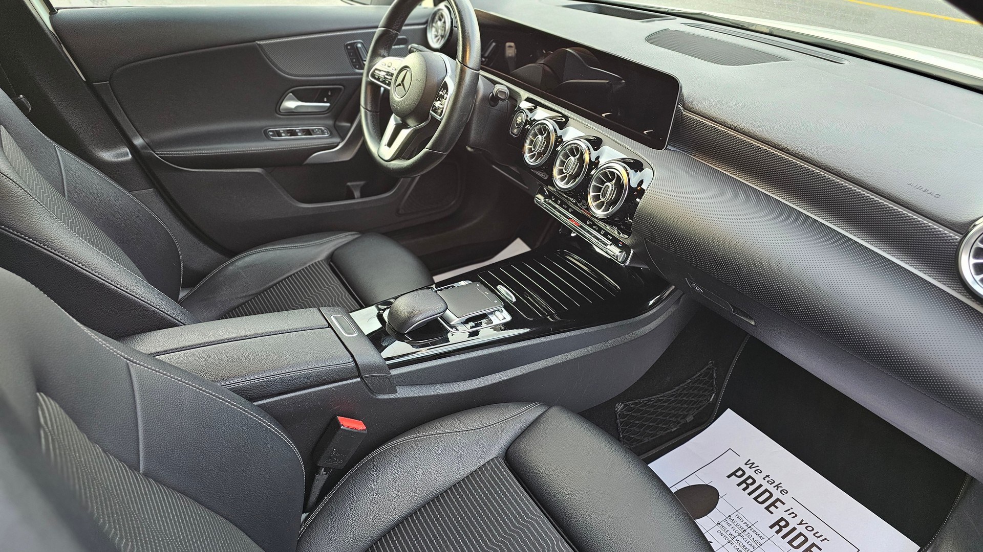 MERCEDES-BENZ A 220 Progressive 7G-DCT 4Matic-image-10
