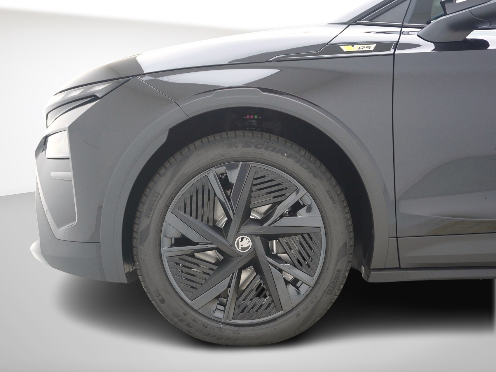 SKODA Elroq RS 4x4 Maxx-image-9