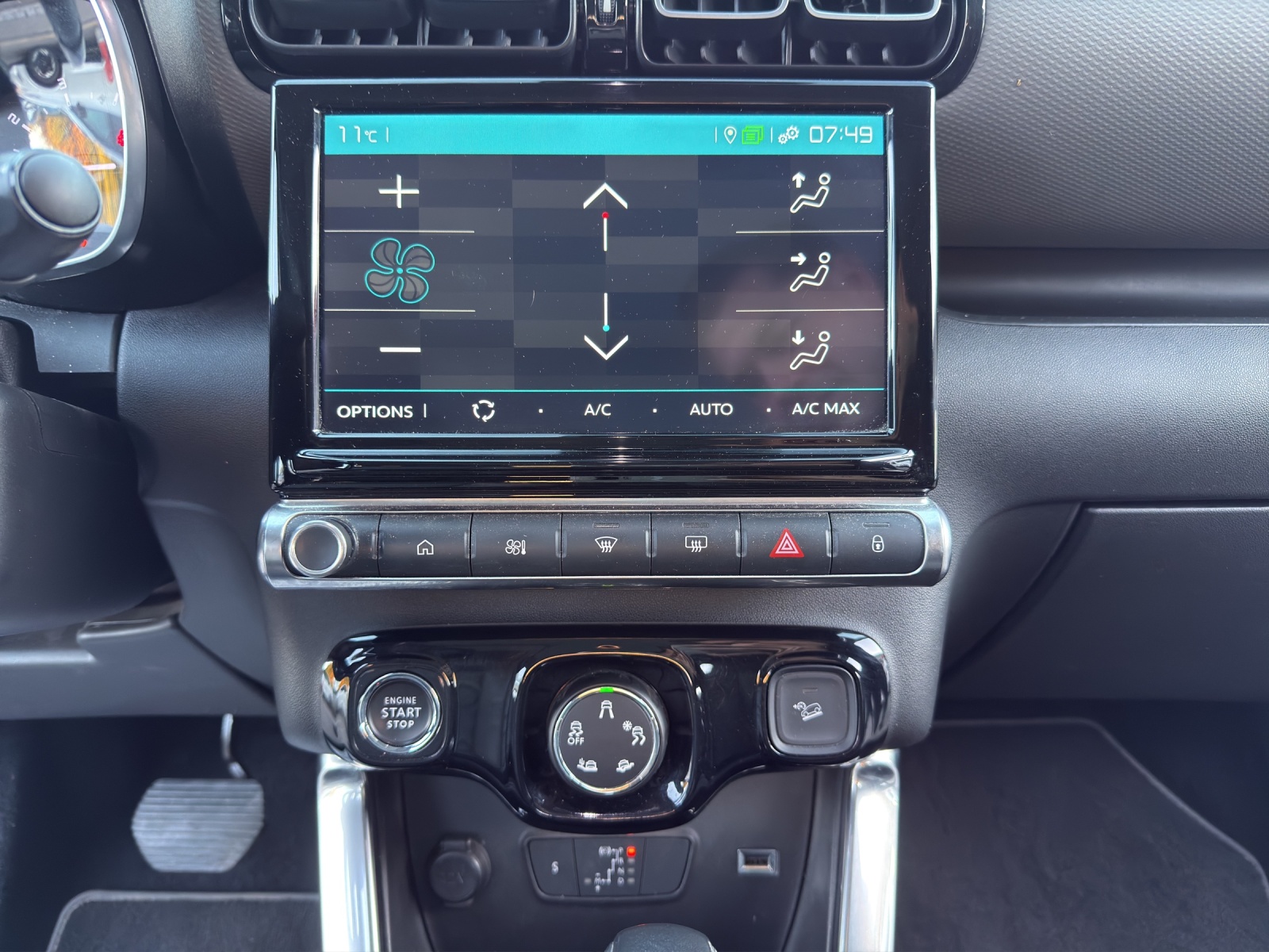 CITROEN C3 Aircross 1.2i PureTech Shine Pack EAT6-image-15