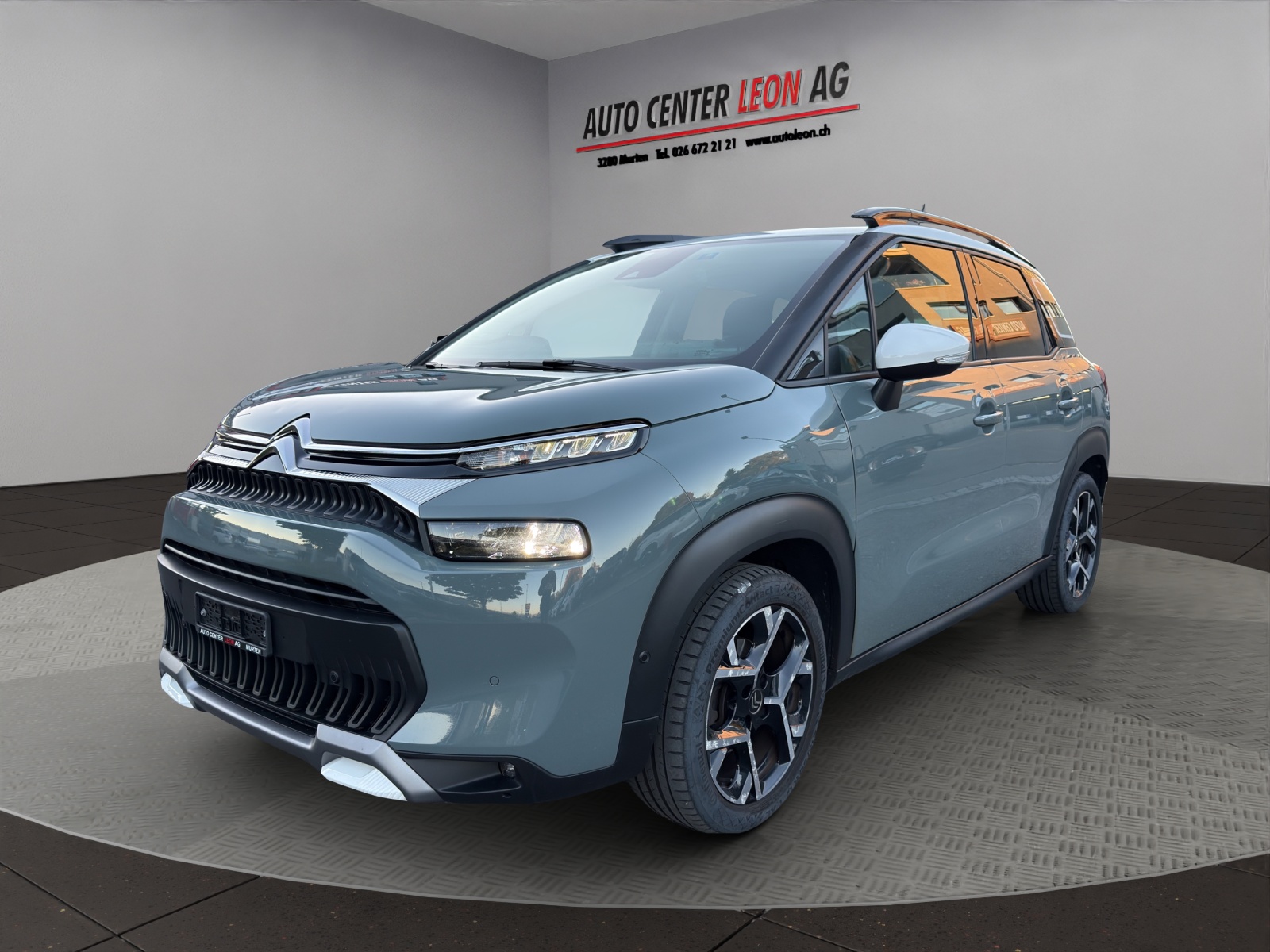CITROEN C3 Aircross 1.2i PureTech Shine Pack EAT6-image-1