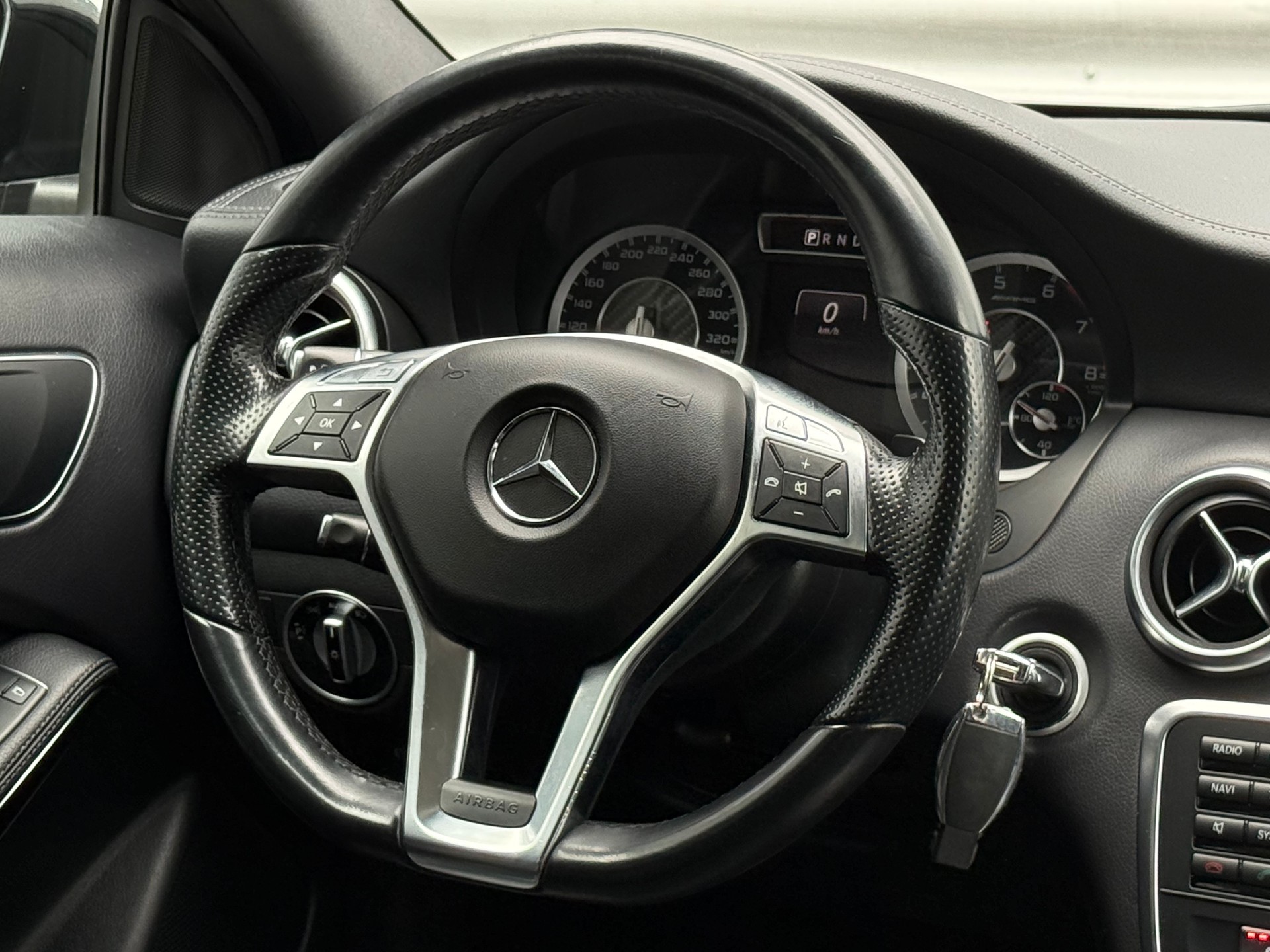 MERCEDES-BENZ A 45 AMG 4Matic Speedshift 7G-DCT-image-9