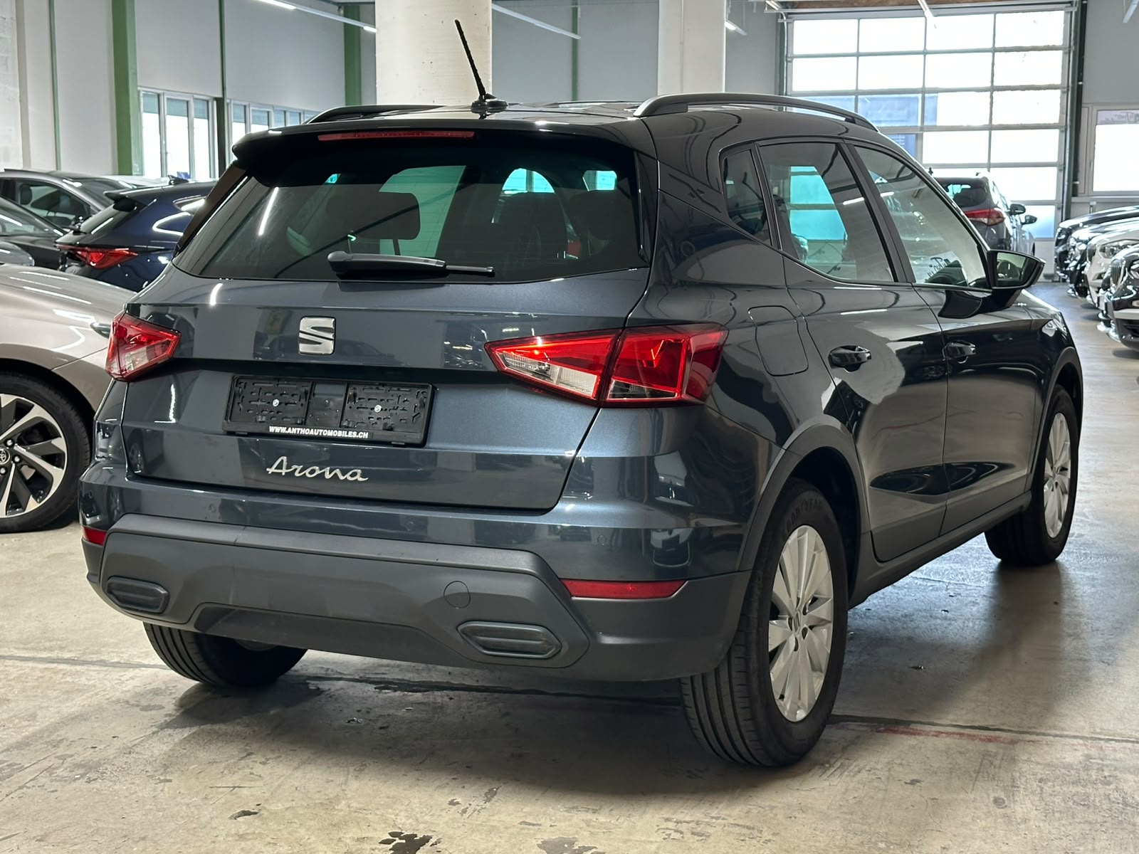 SEAT Arona 1.0 TSI Eco Style-image-3