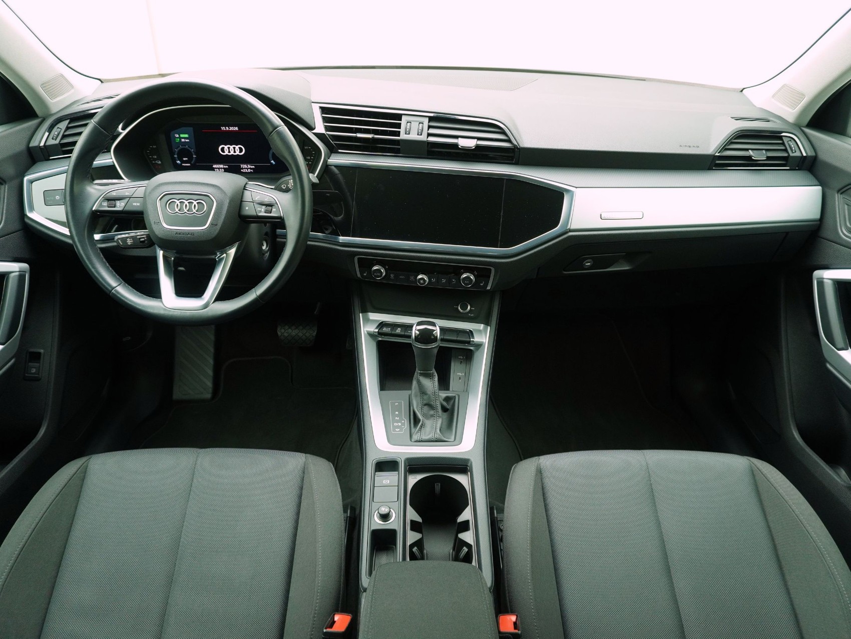 AUDI Q3 Sportback 45 TFSI e S-Tronic-image-12