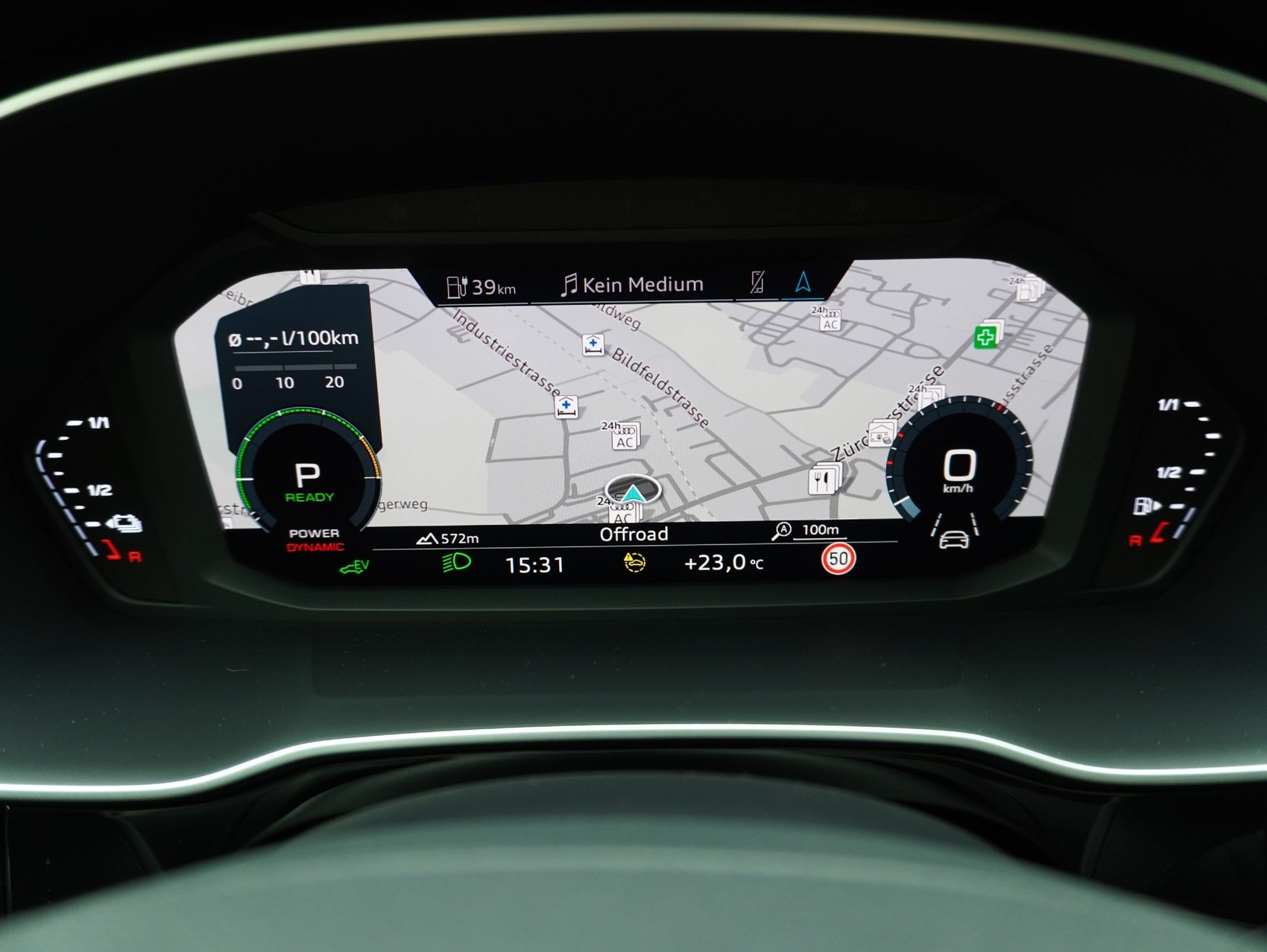 AUDI Q3 Sportback 45 TFSI e S-Tronic-image-14