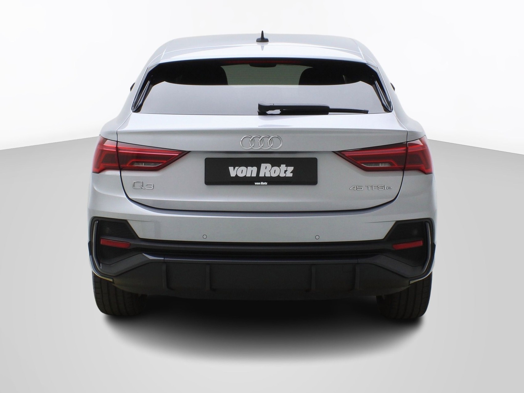 AUDI Q3 Sportback 45 TFSI e S-Tronic-image-3