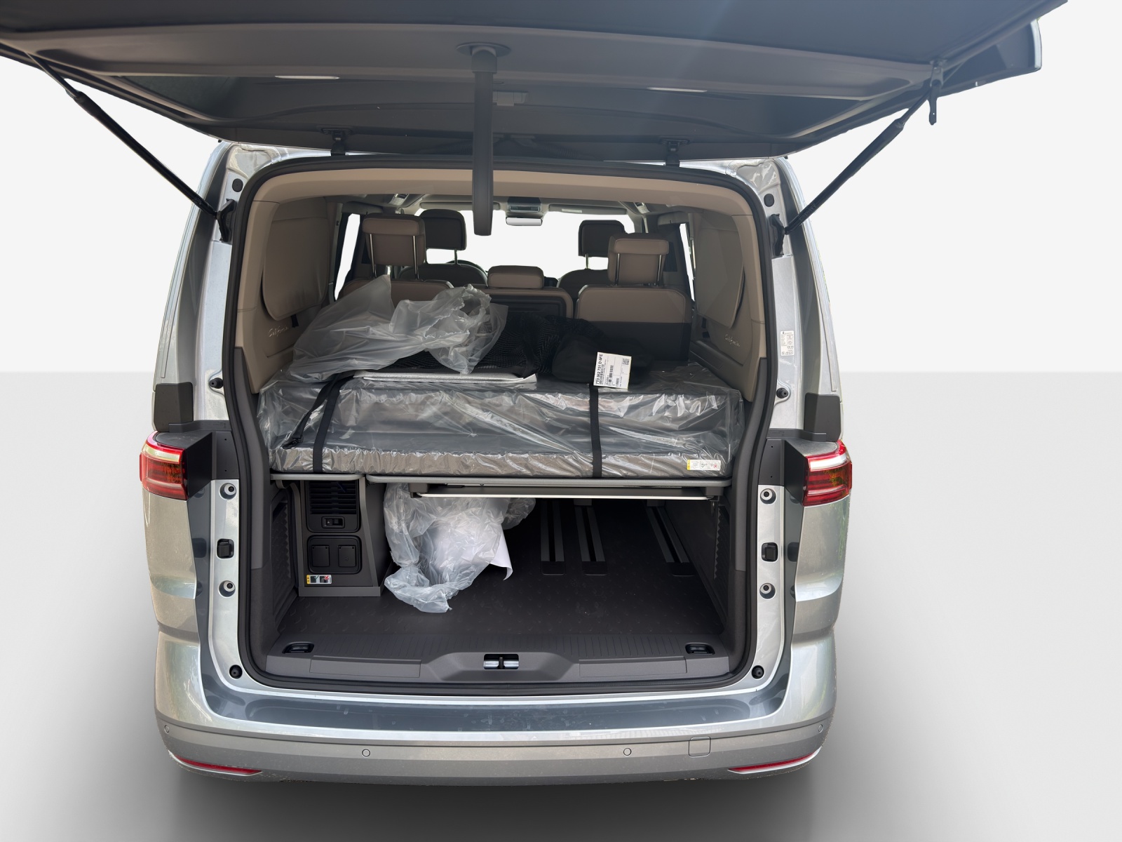 VW California 2.0 TDI Beach Tour-image-12