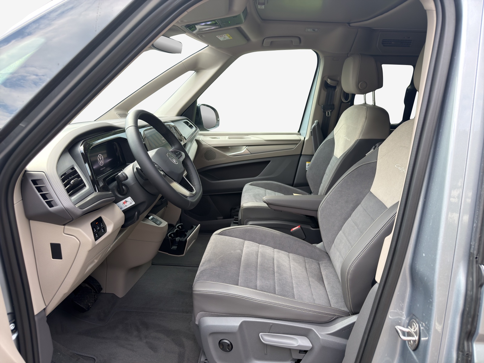 VW California 2.0 TDI Beach Tour-image-7
