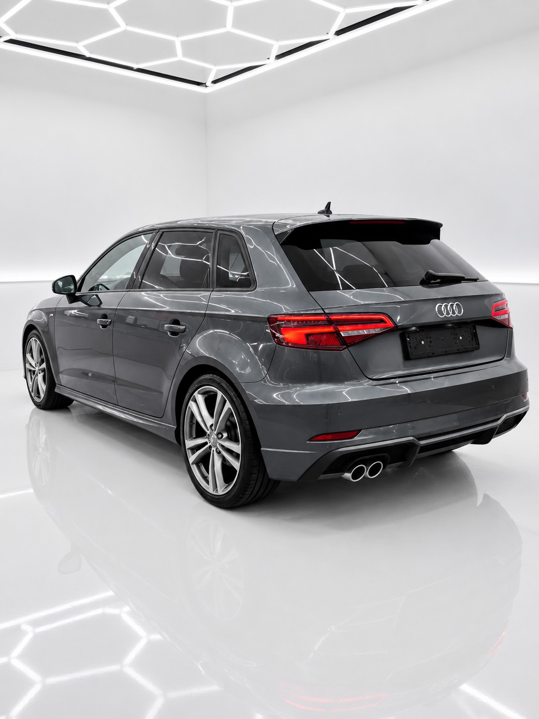 AUDI A3 Sportback 1.5 TFSI S-tronic Sport-image-3