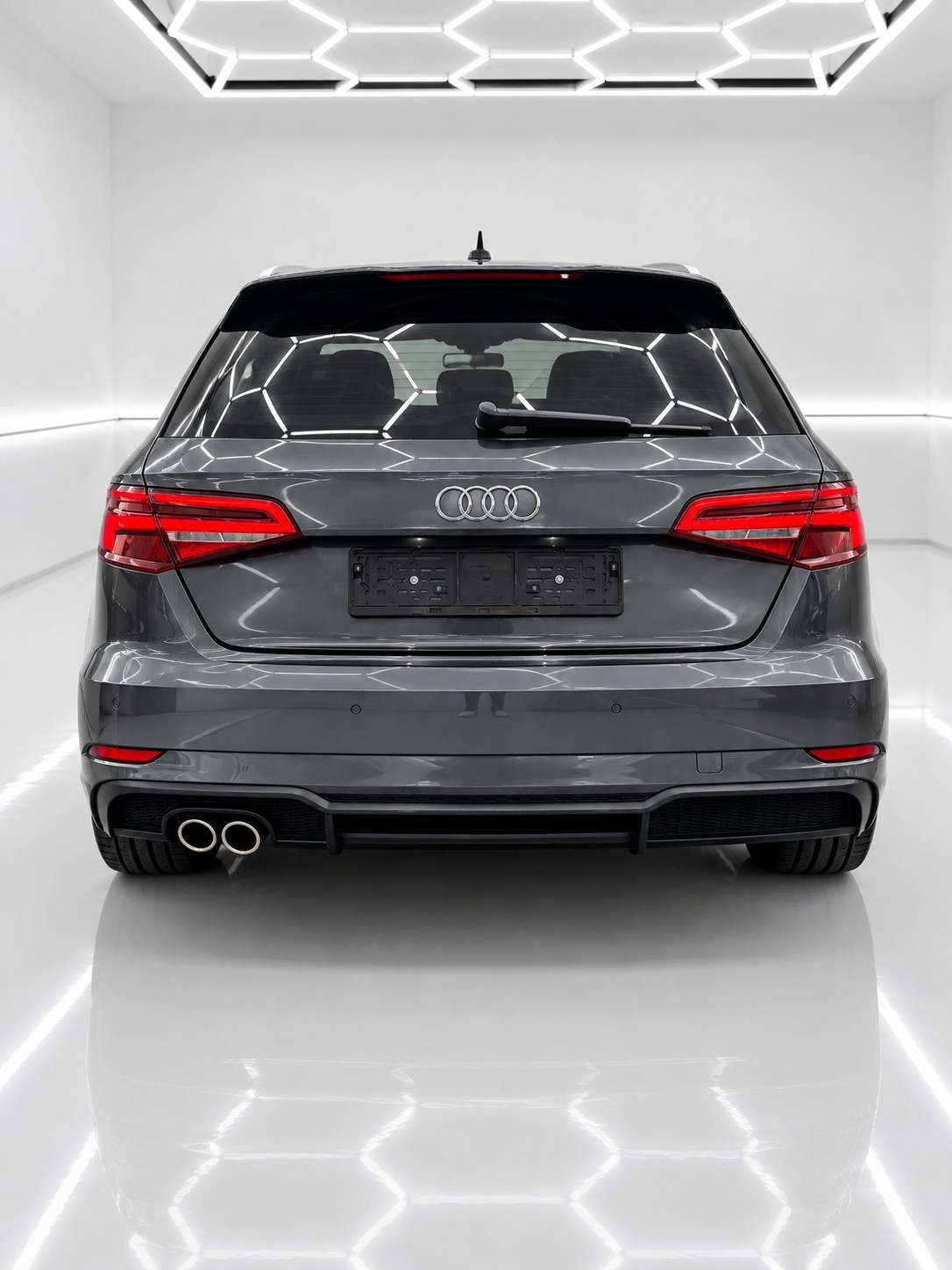 AUDI A3 Sportback 1.5 TFSI S-tronic Sport-image-4