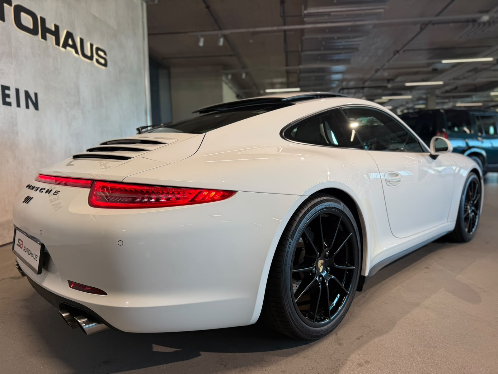 PORSCHE 911 Carrera 4S PDK (CH)-image-11
