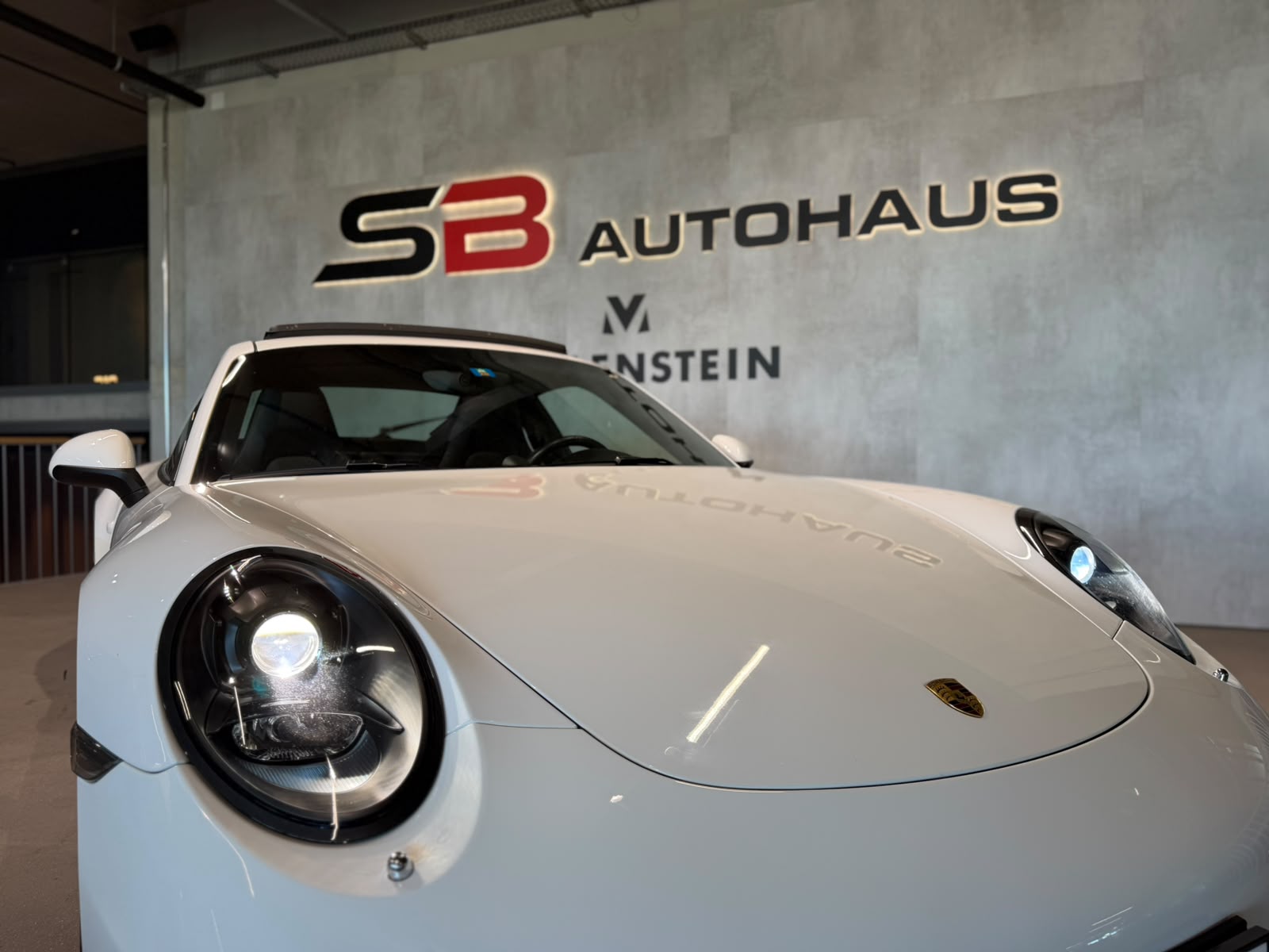 PORSCHE 911 Carrera 4S PDK (CH)-image-5