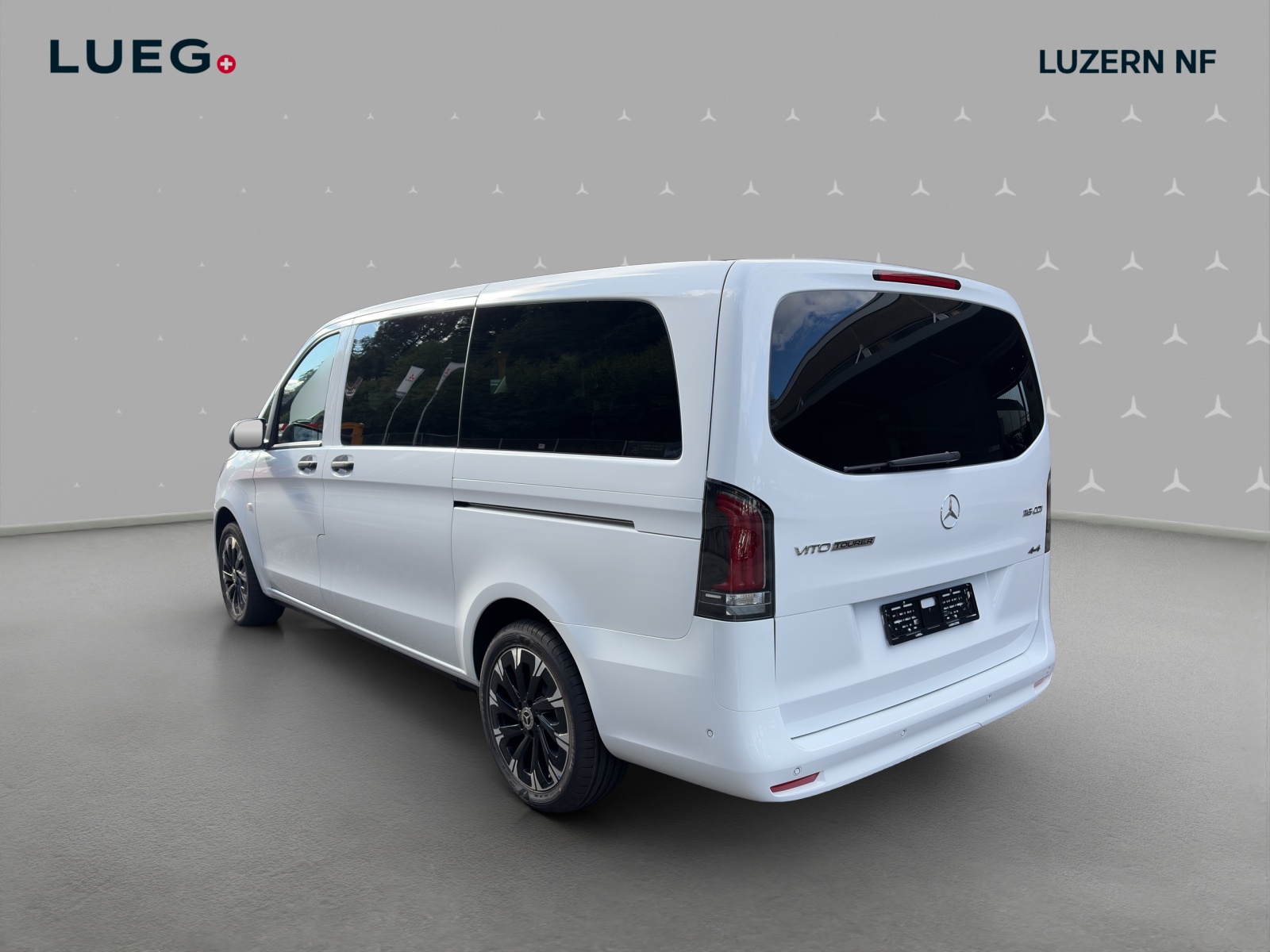 MERCEDES-BENZ Vito 116 CDI Lang Tourer FAMILY 4M Select-image-2