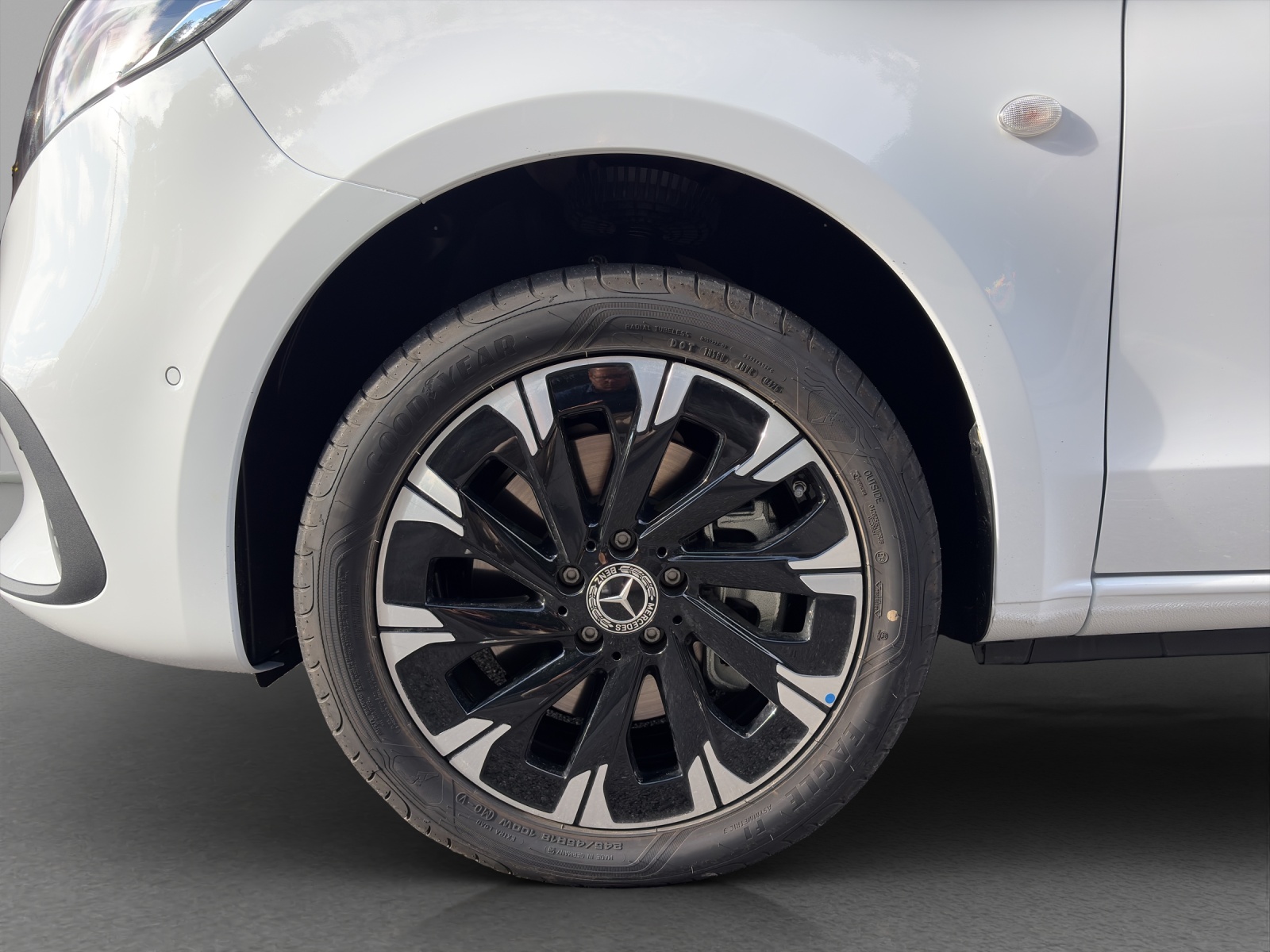 MERCEDES-BENZ Vito 116 CDI Lang Tourer FAMILY 4M Select-image-14