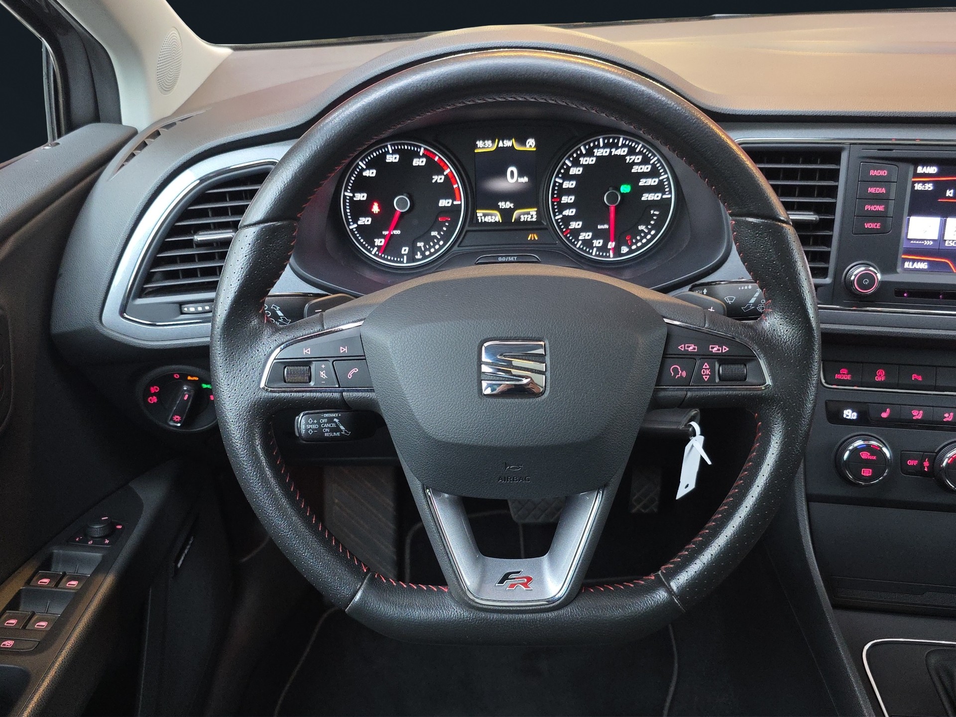 SEAT Leon ST 1.8 TSI FR Viva DSG-image-11
