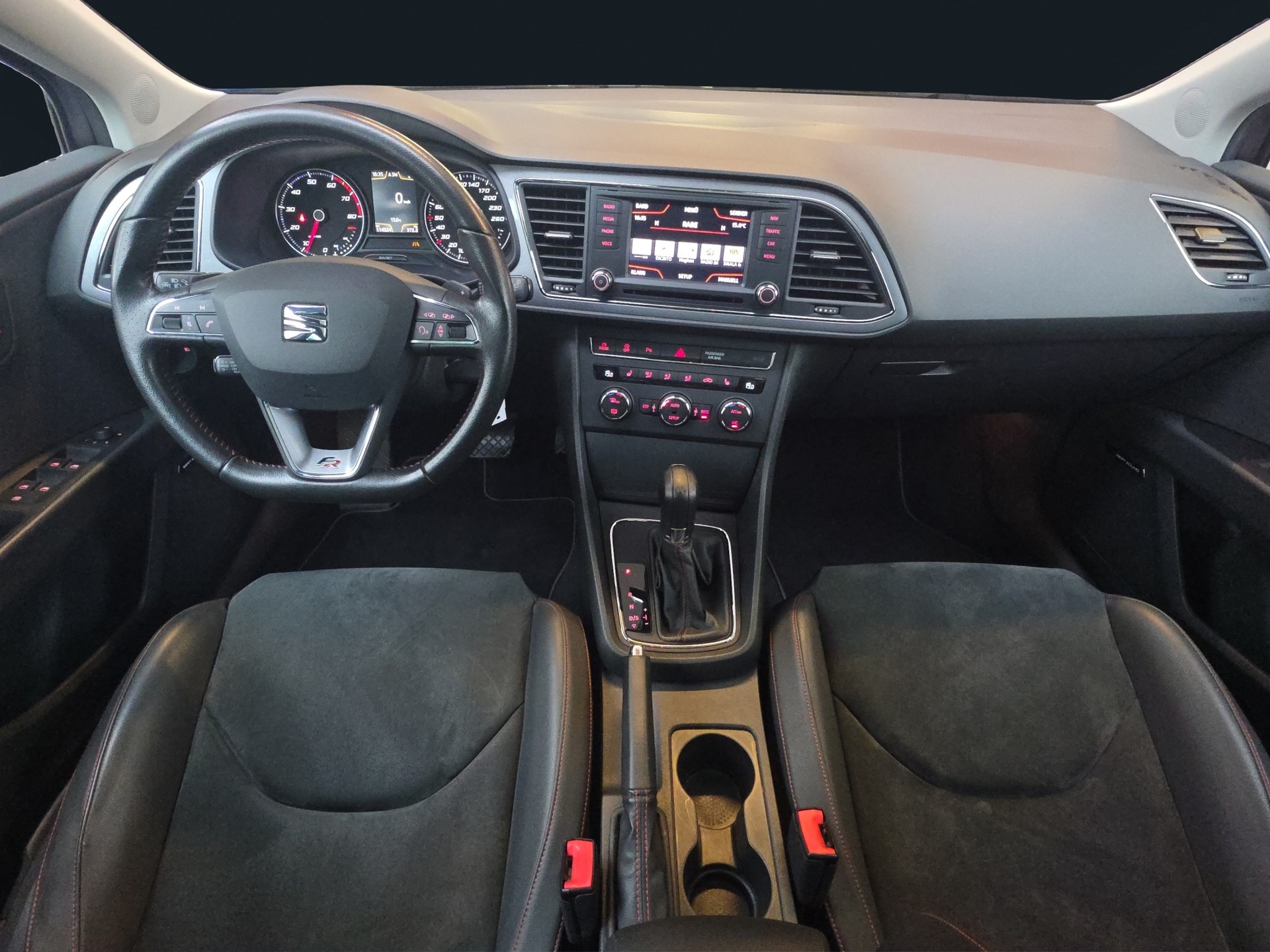 SEAT Leon ST 1.8 TSI FR Viva DSG-image-8