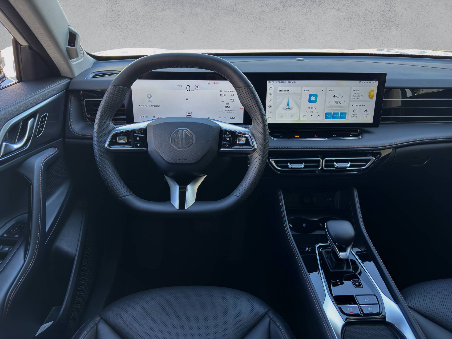 MG HS 1.5 Hybrid Luxury-image-12