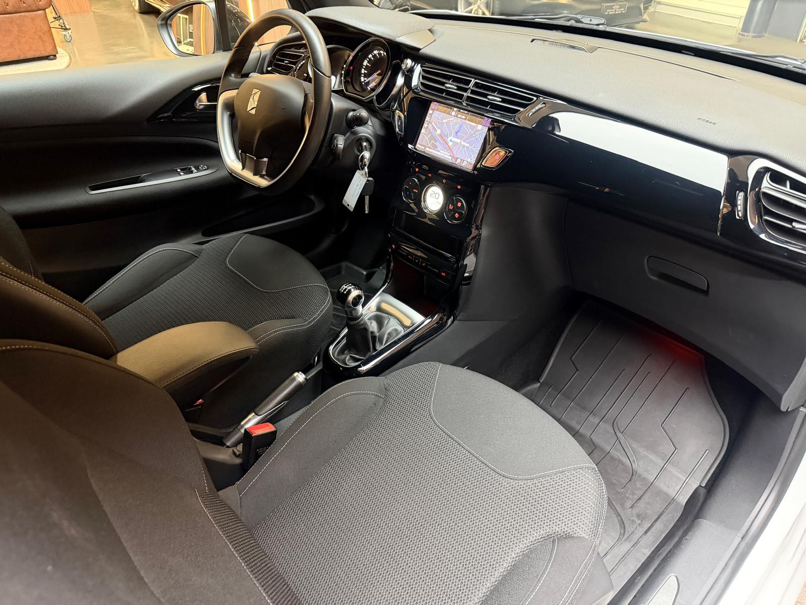 DS AUTOMOBILES Automobiles DS3 1.2 PureTech So Chic-image-11