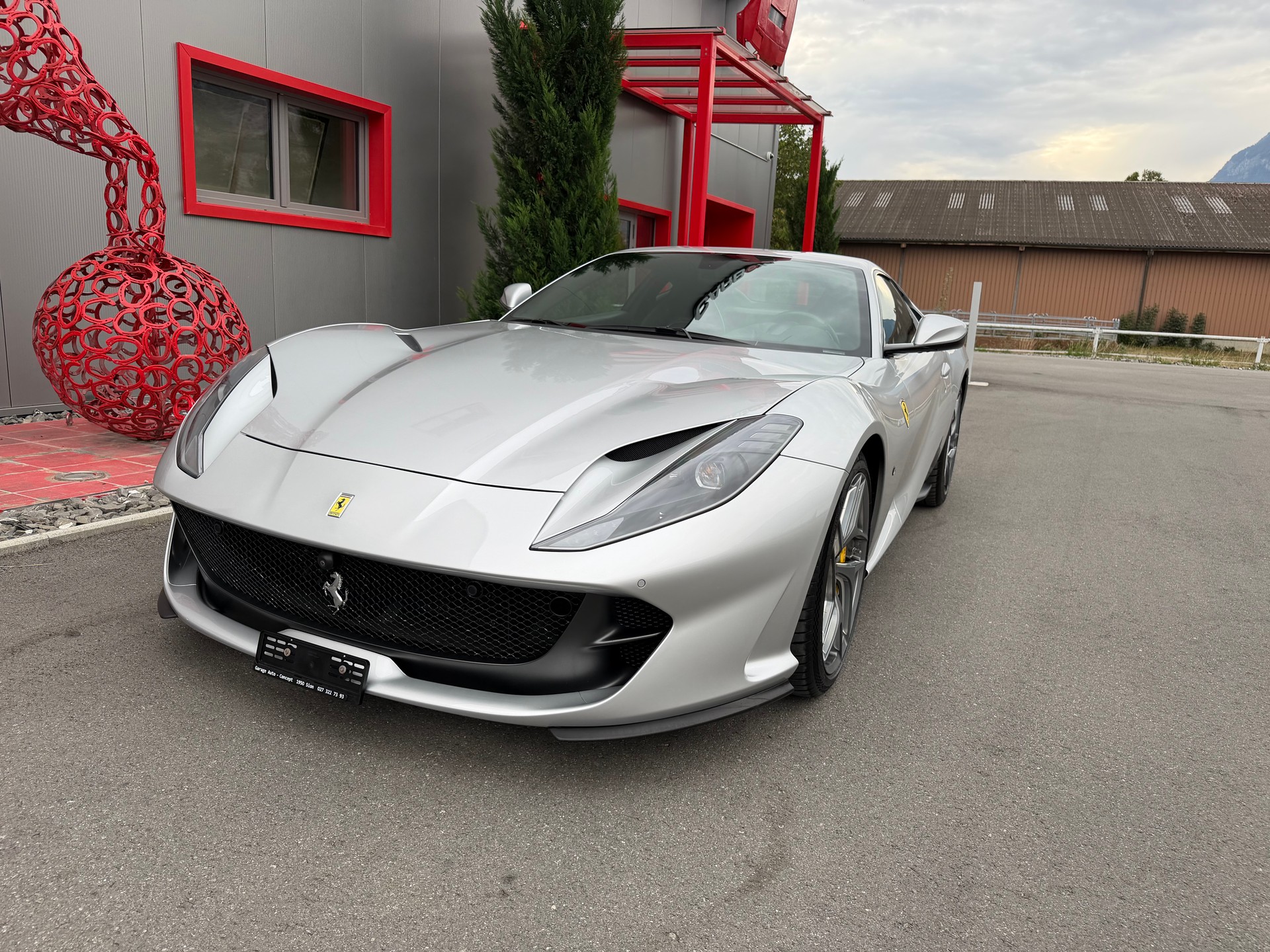 FERRARI 812 Superfast-image-0