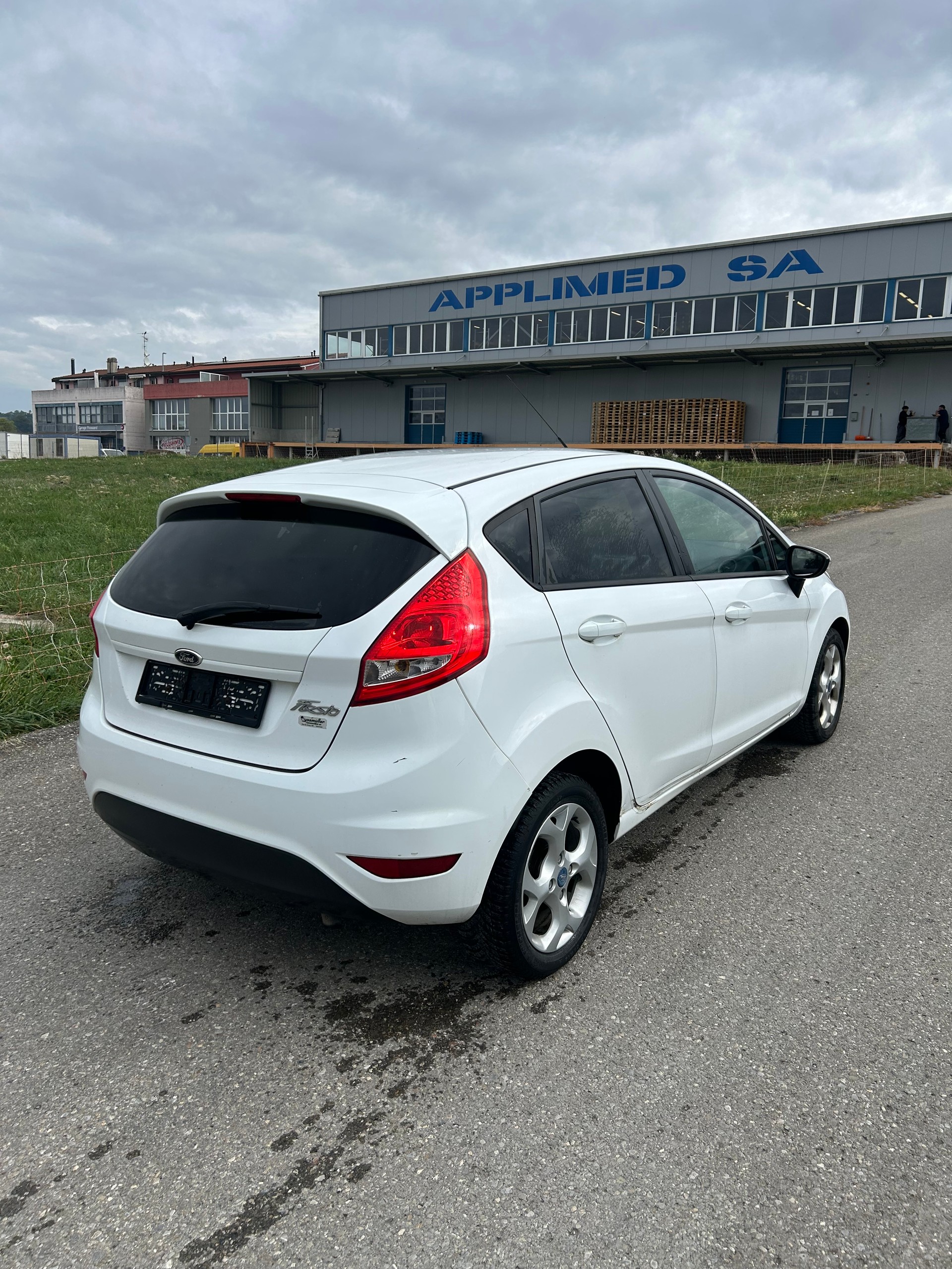 FORD Fiesta 1.4 16V Trend+-image-2