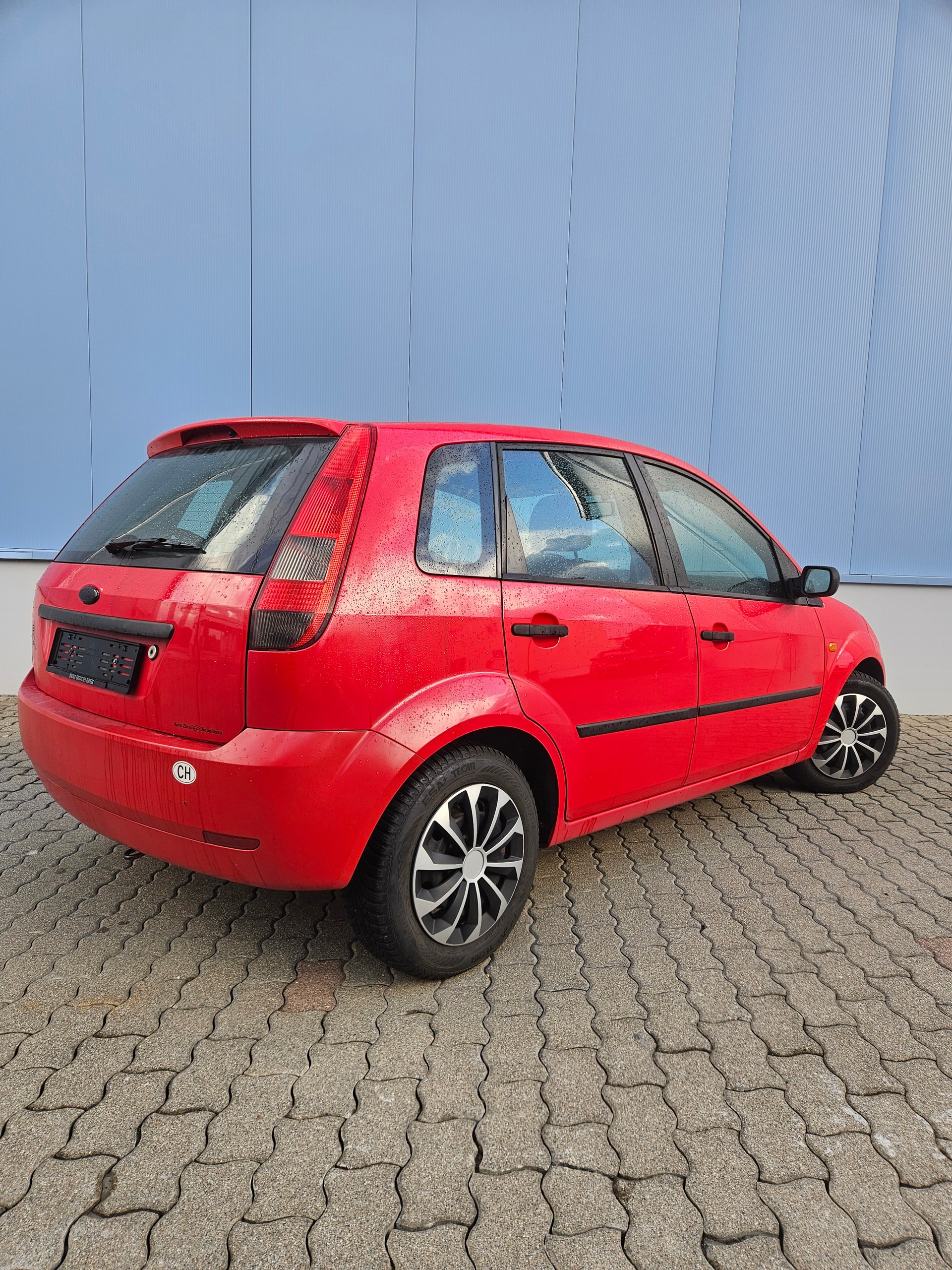 FORD Fiesta 1.4 16V Trend-image-2
