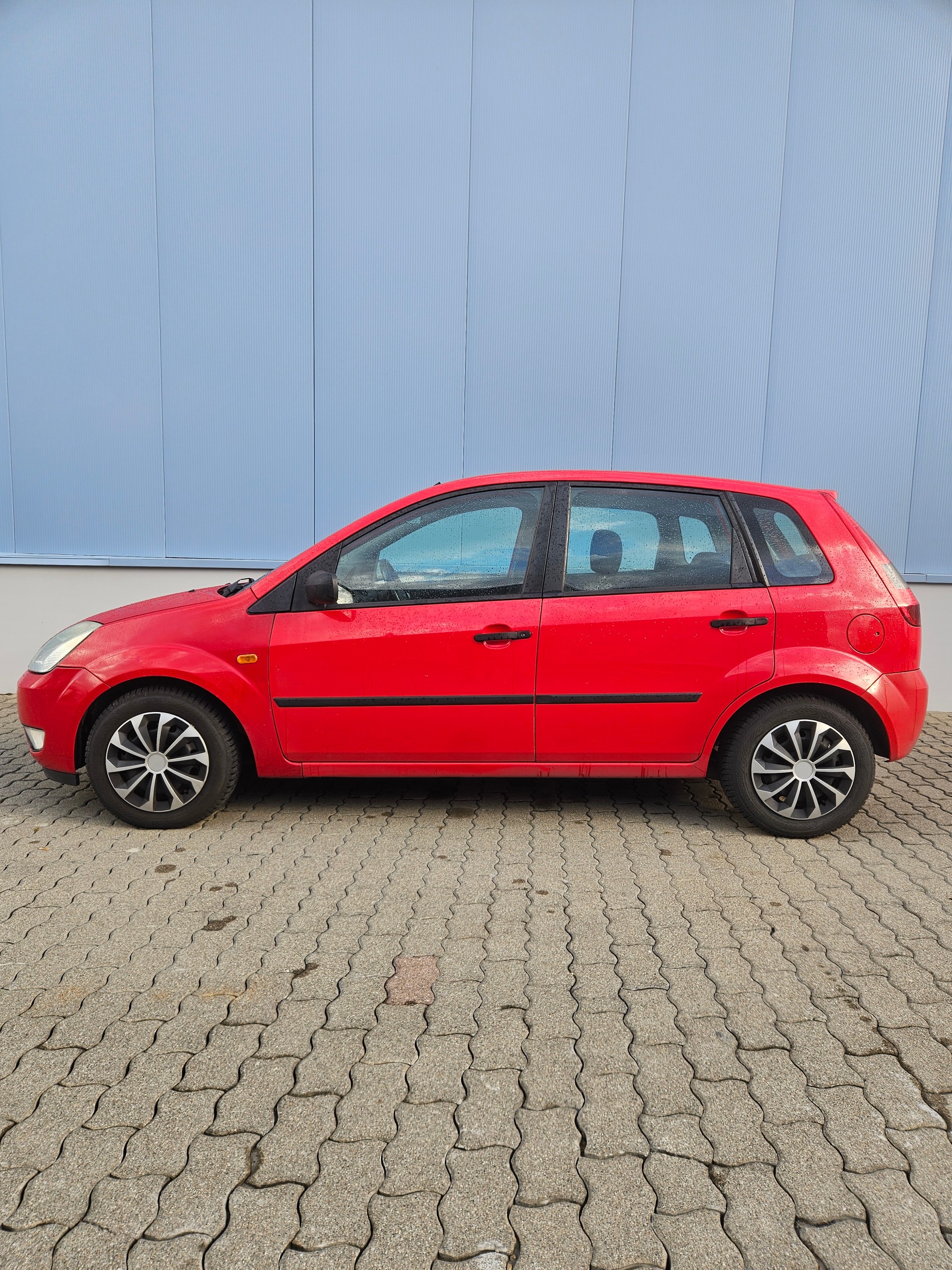 FORD Fiesta 1.4 16V Trend-image-6