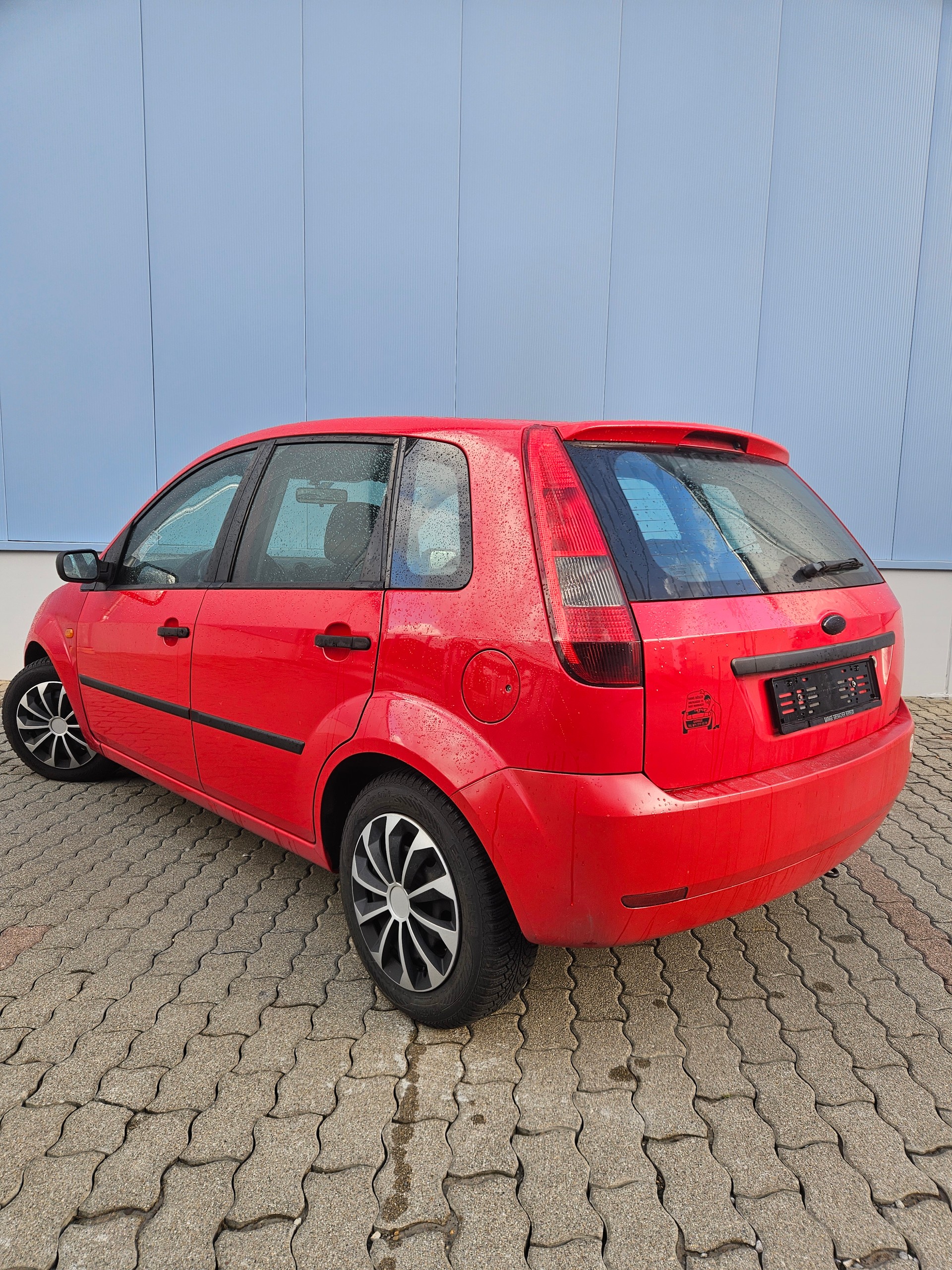 FORD Fiesta 1.4 16V Trend-image-5