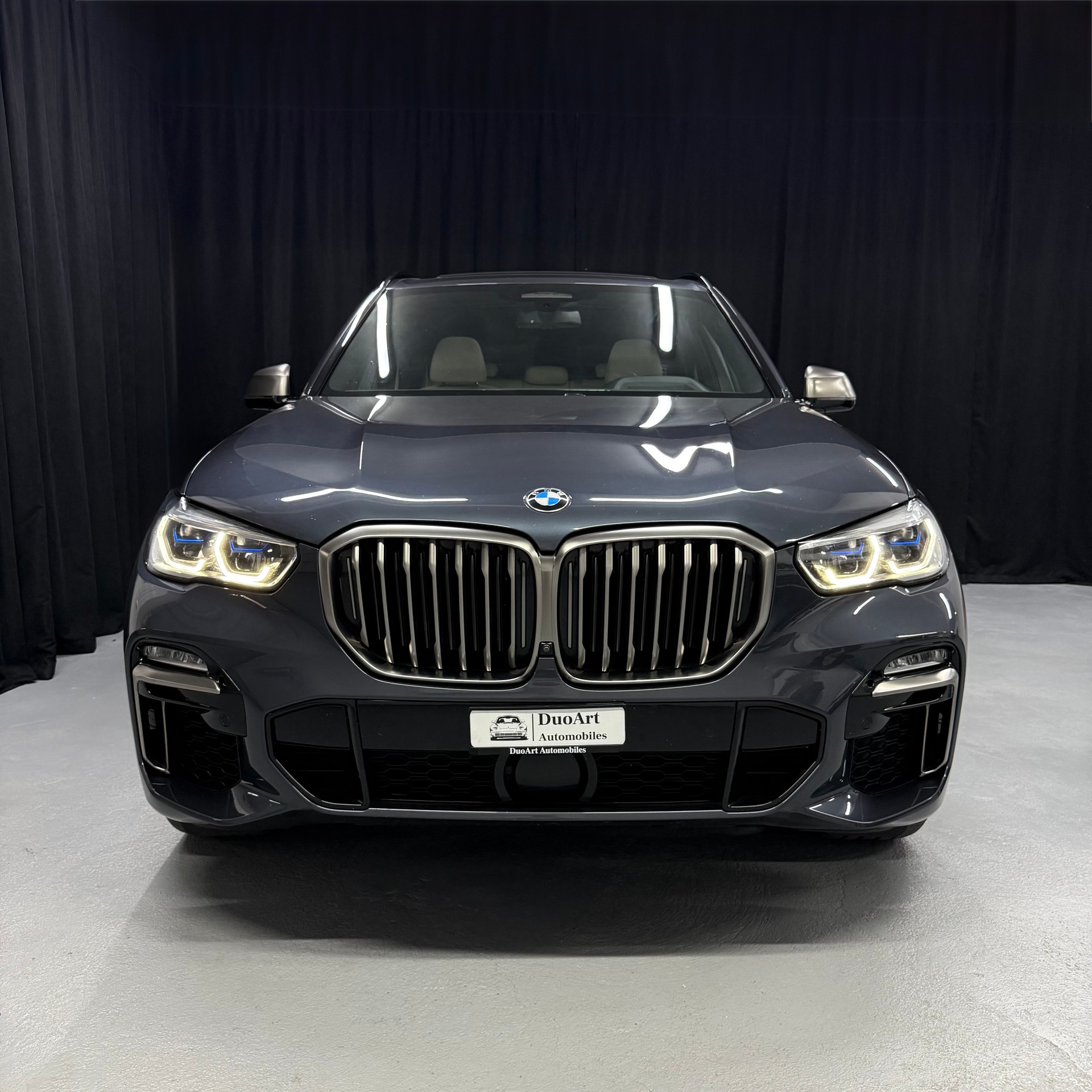 BMW X5 xDrive M50d Steptronic-image-4