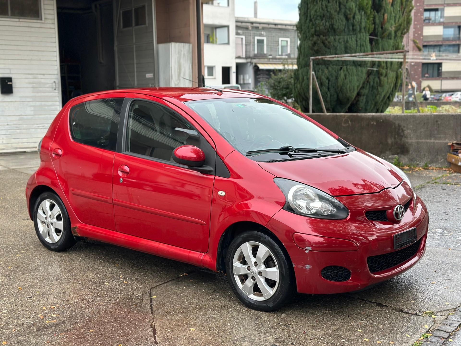 TOYOTA Aygo 1.0 Linea Sol-image-1