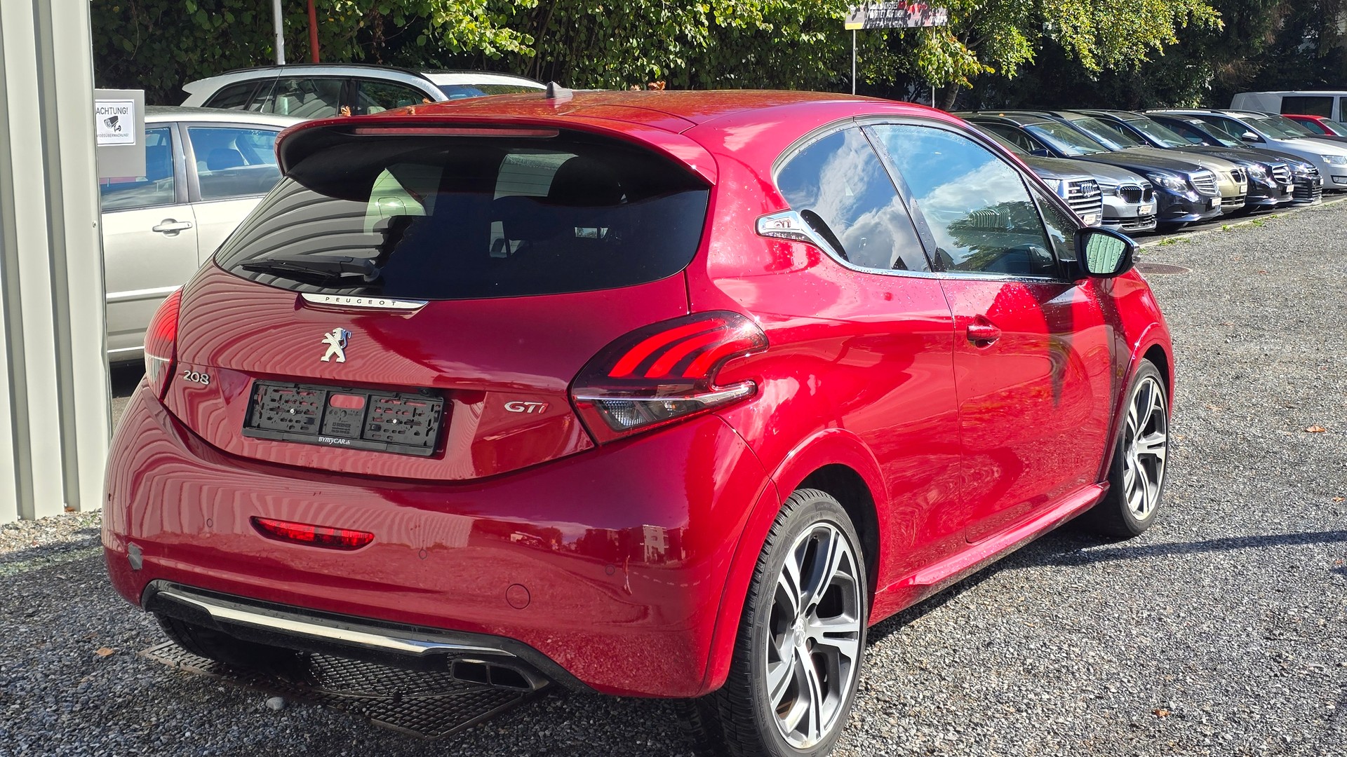 PEUGEOT 208 1.6 Turbo GTi-image-6