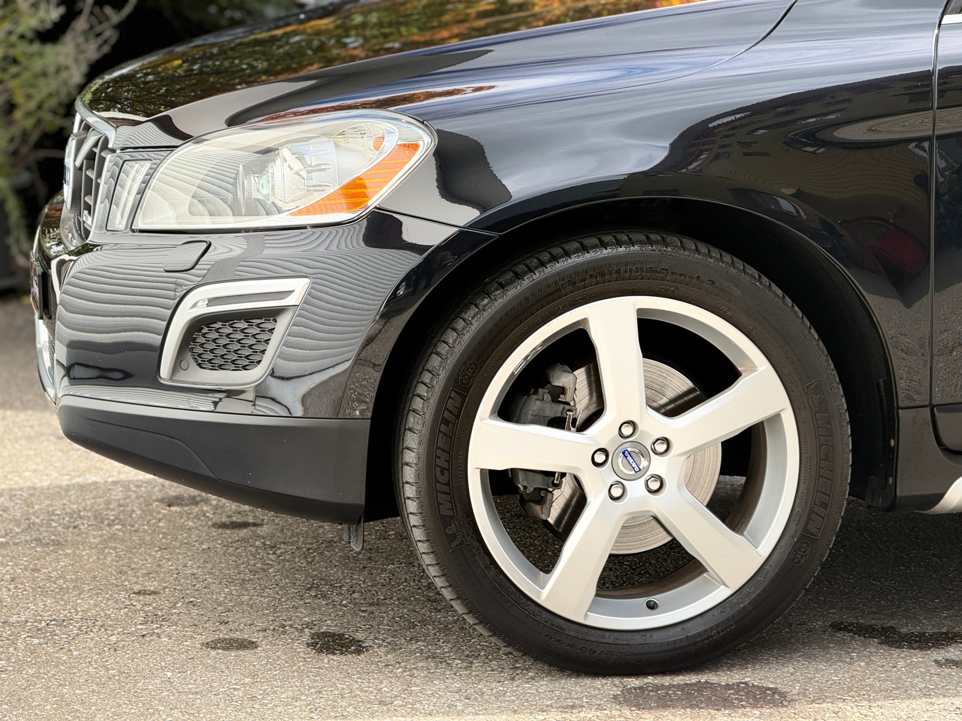 VOLVO XC60 D5 AWD R-Design Geartronic-image-6